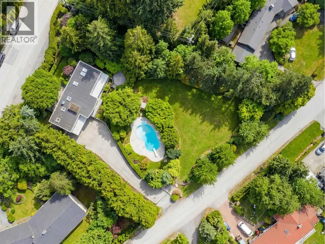 680 ST. ANDREWS ROAD, West Vancouver 2