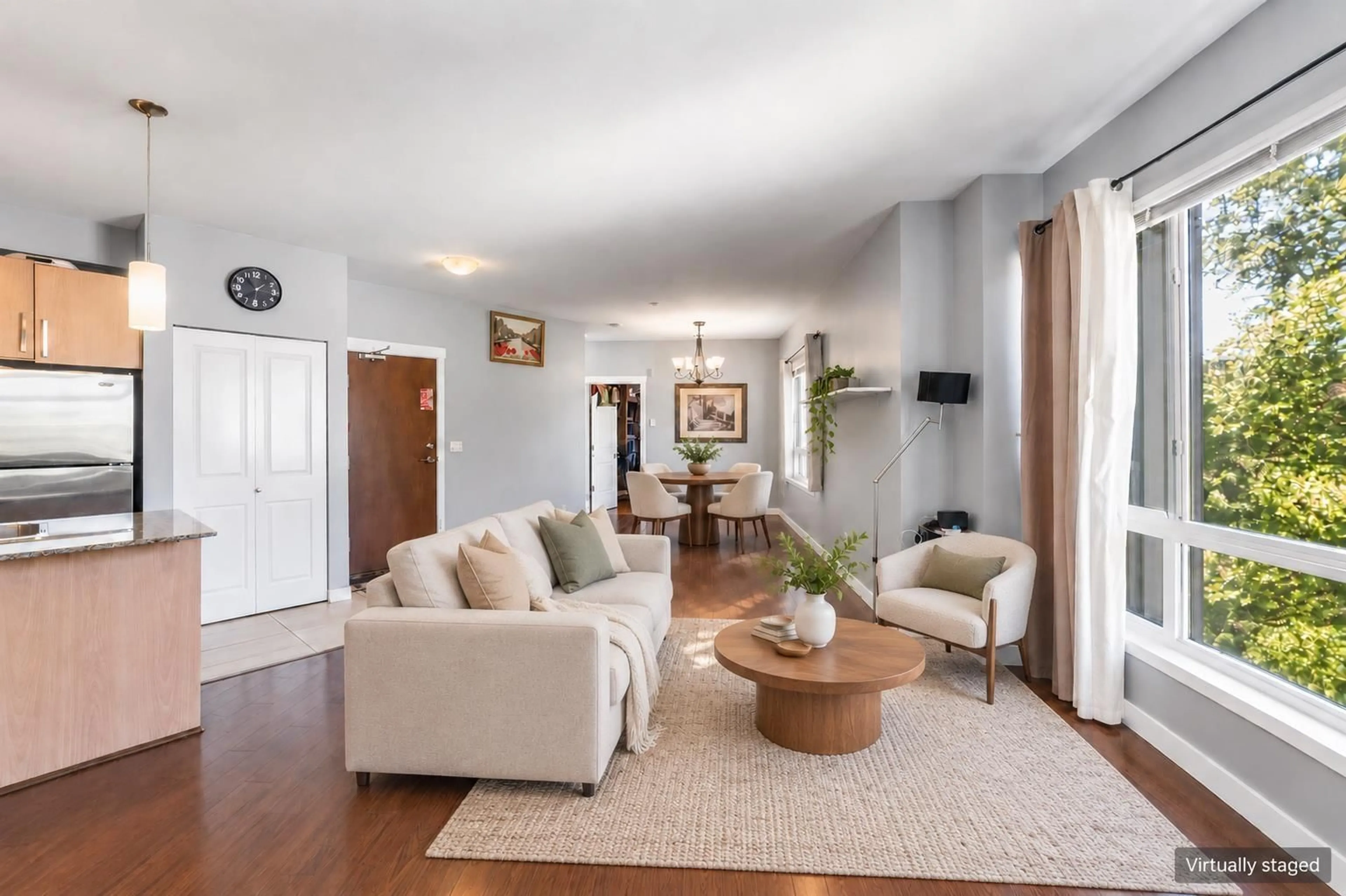 Living room with furniture, unknown for 307 - 2943 NELSON PLACE, Abbotsford British Columbia V2S0C8