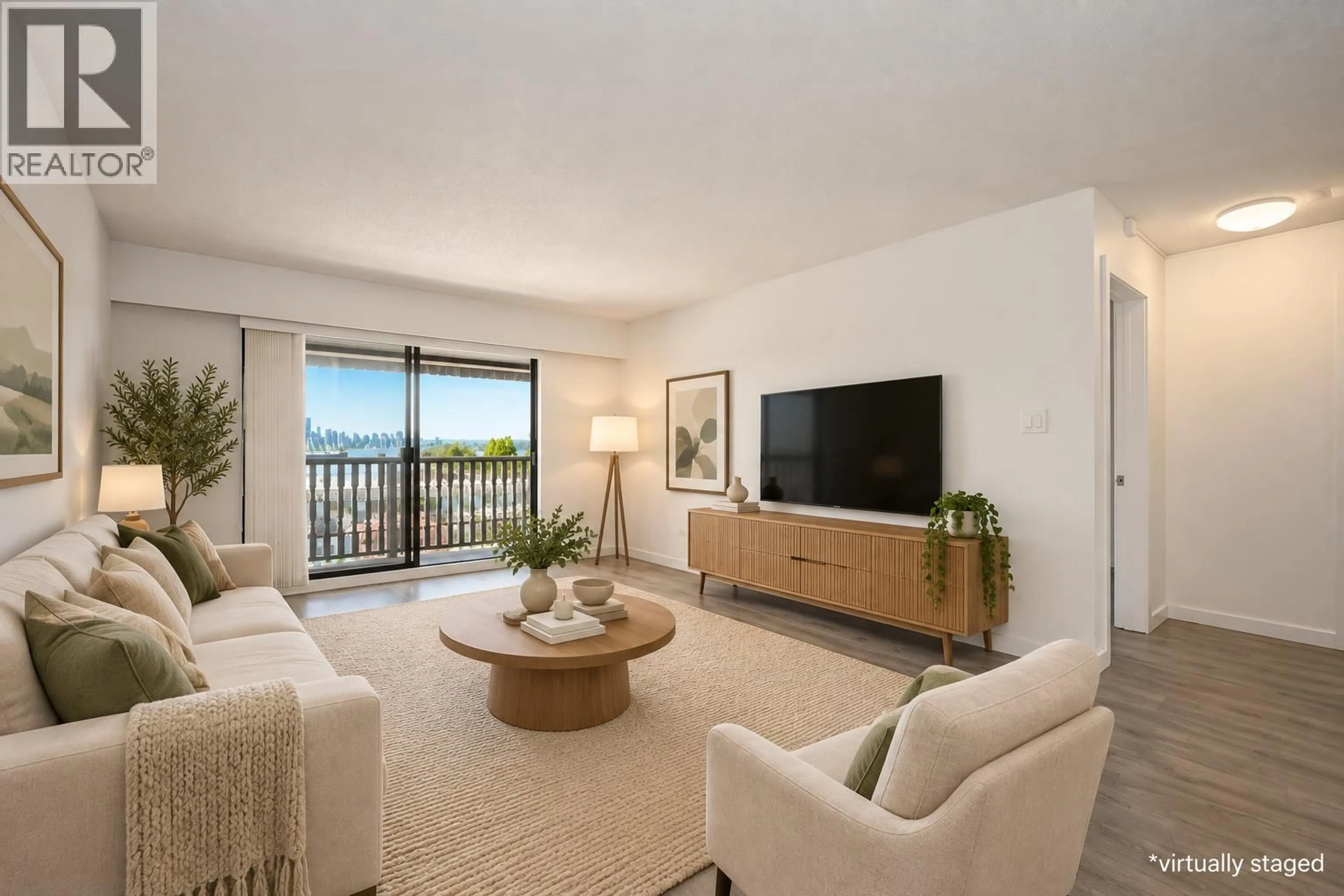 Living room with furniture, unknown for 305 - 310 3RD STREET, North Vancouver British Columbia V7M1G4