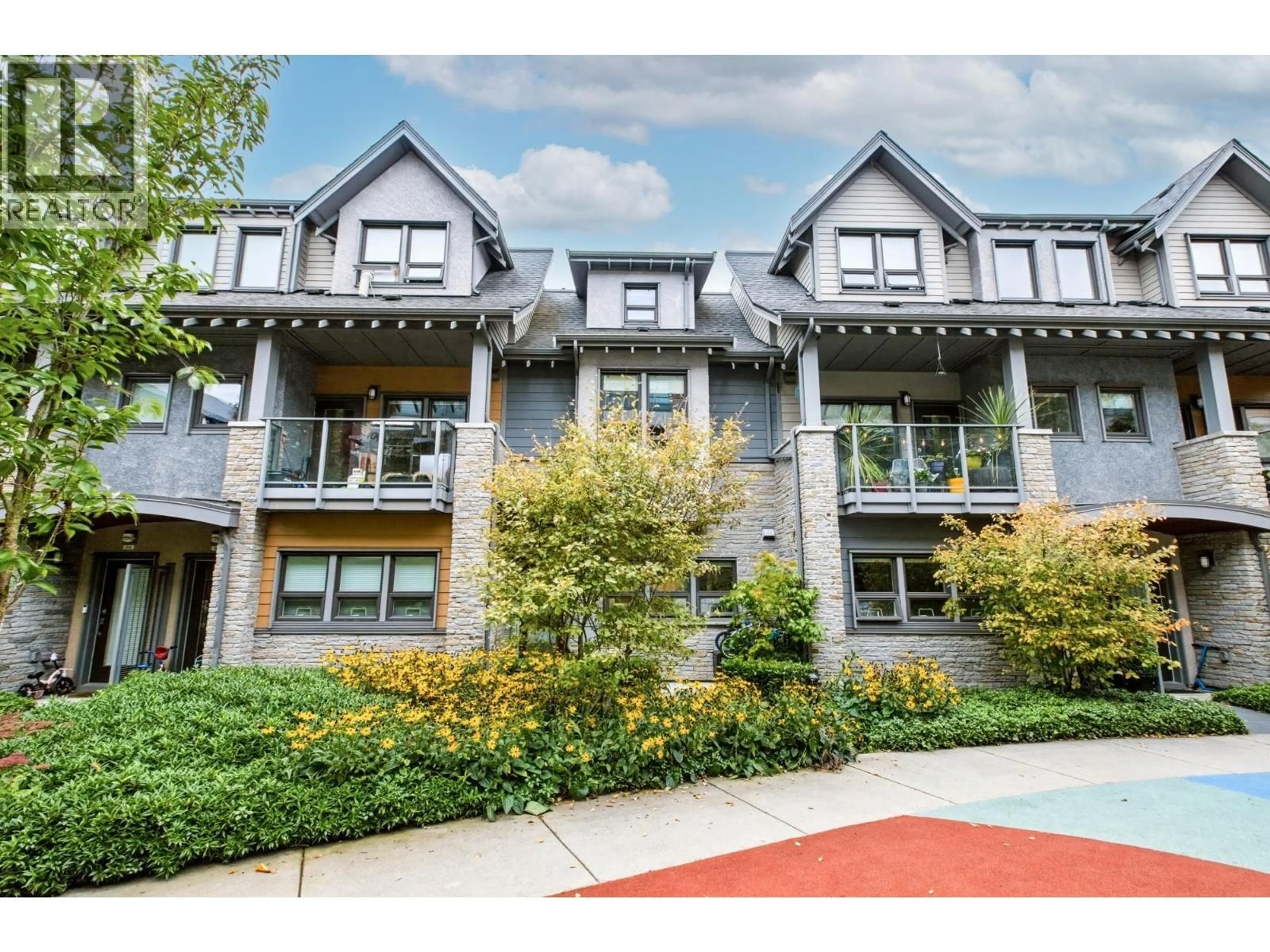 Home with brick exterior material, building for 103 - 1708 55A STREET, Tsawwassen British Columbia V4M0A9