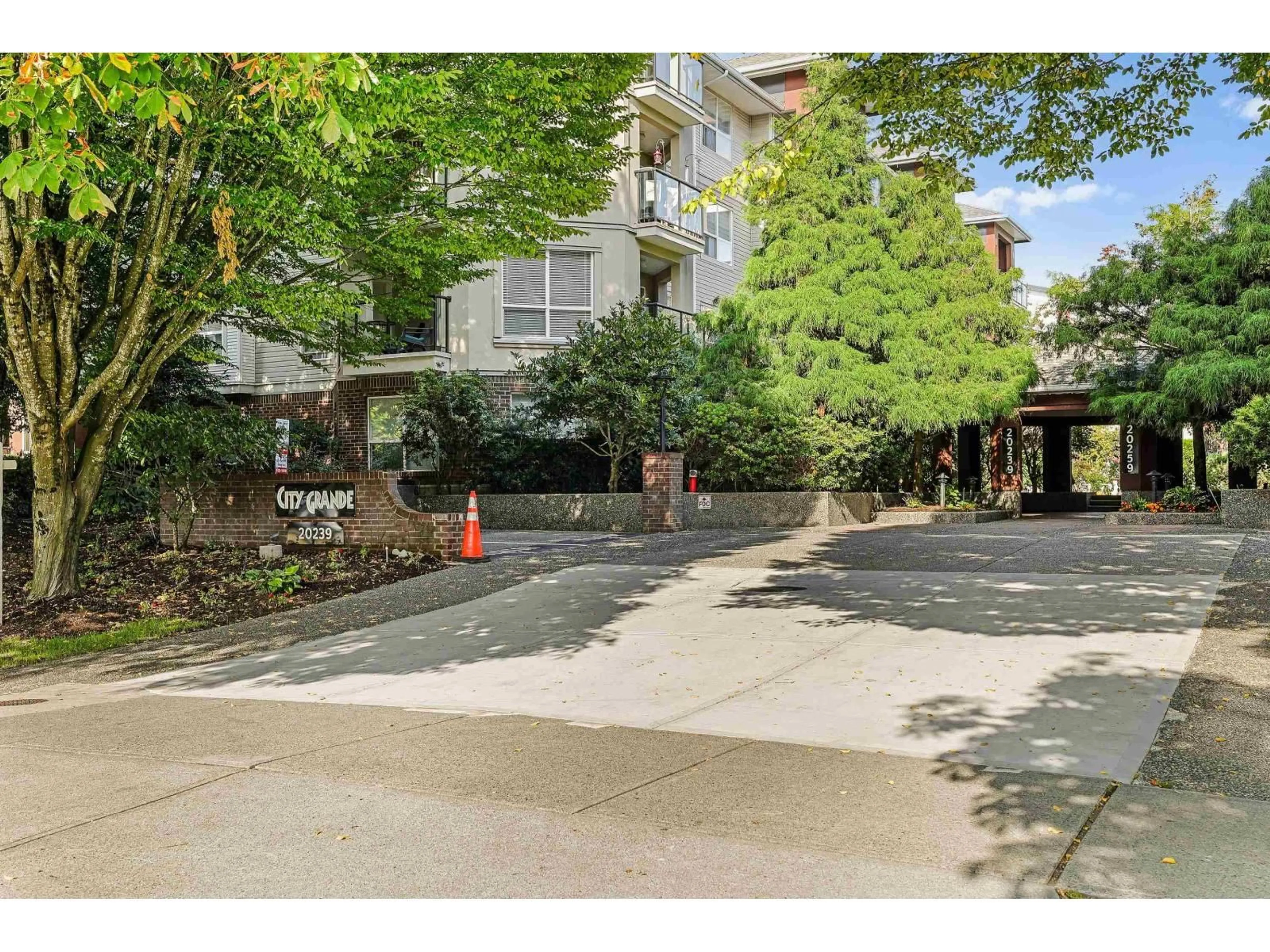 Unknown for 107 - 20239 MICHAUD CRESCENT, Langley British Columbia V3A8L1