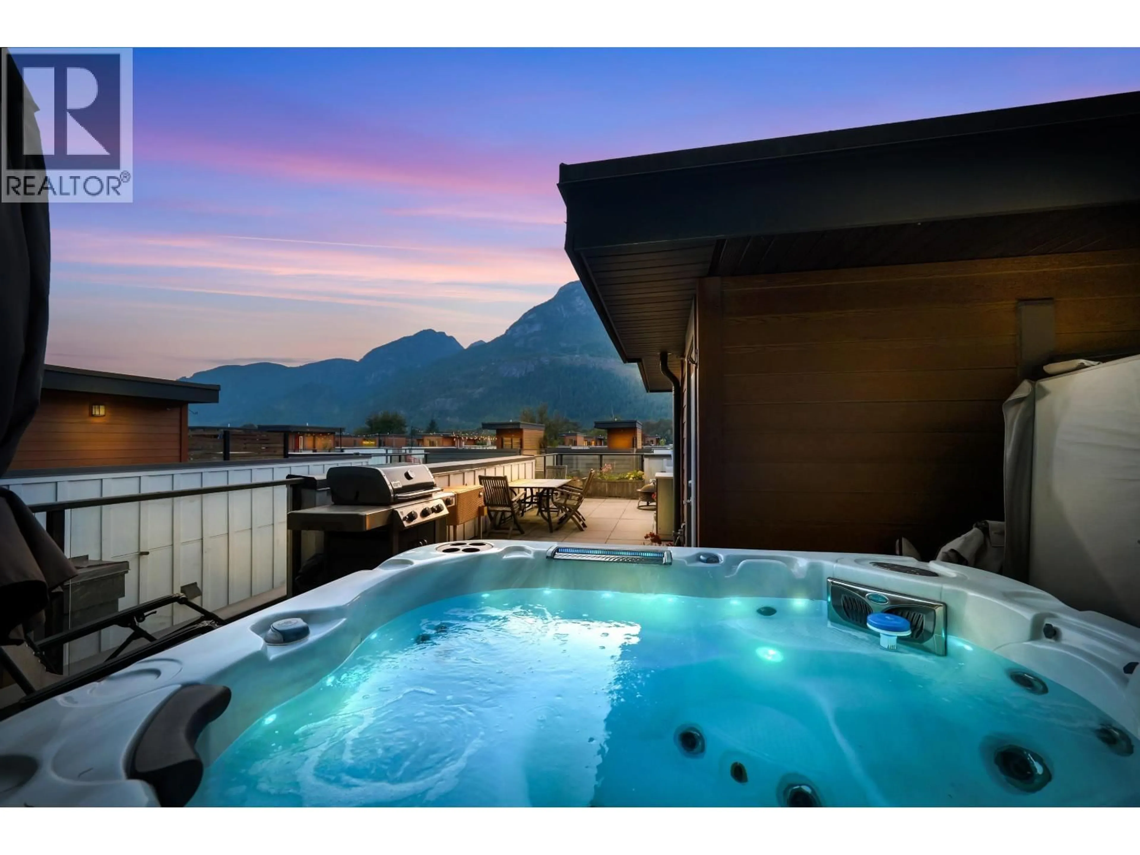 Pool for 64 - 39769 GOVERNMENT ROAD, Squamish British Columbia V8B0Z1