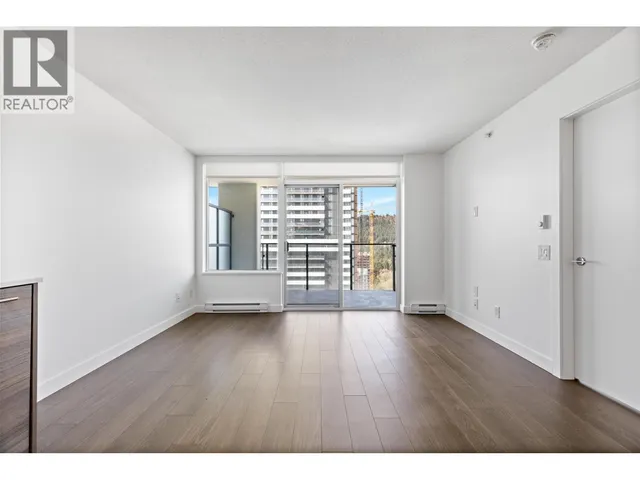 2501 - 602 COMO LAKE AVENUE, Coquitlam 3