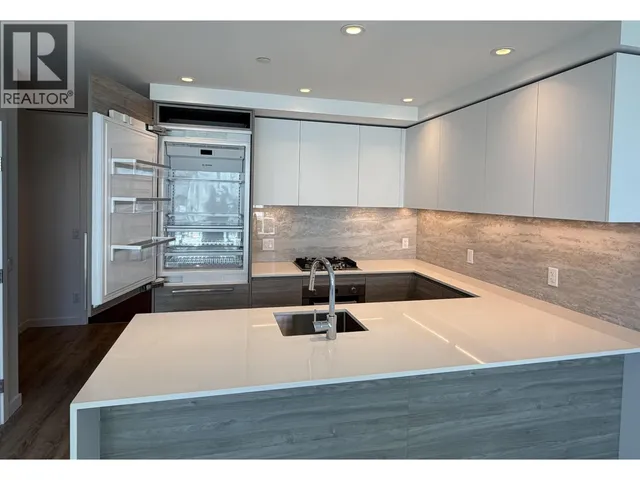 3005 - 680 QUAYSIDE DRIVE, New Westminster 4