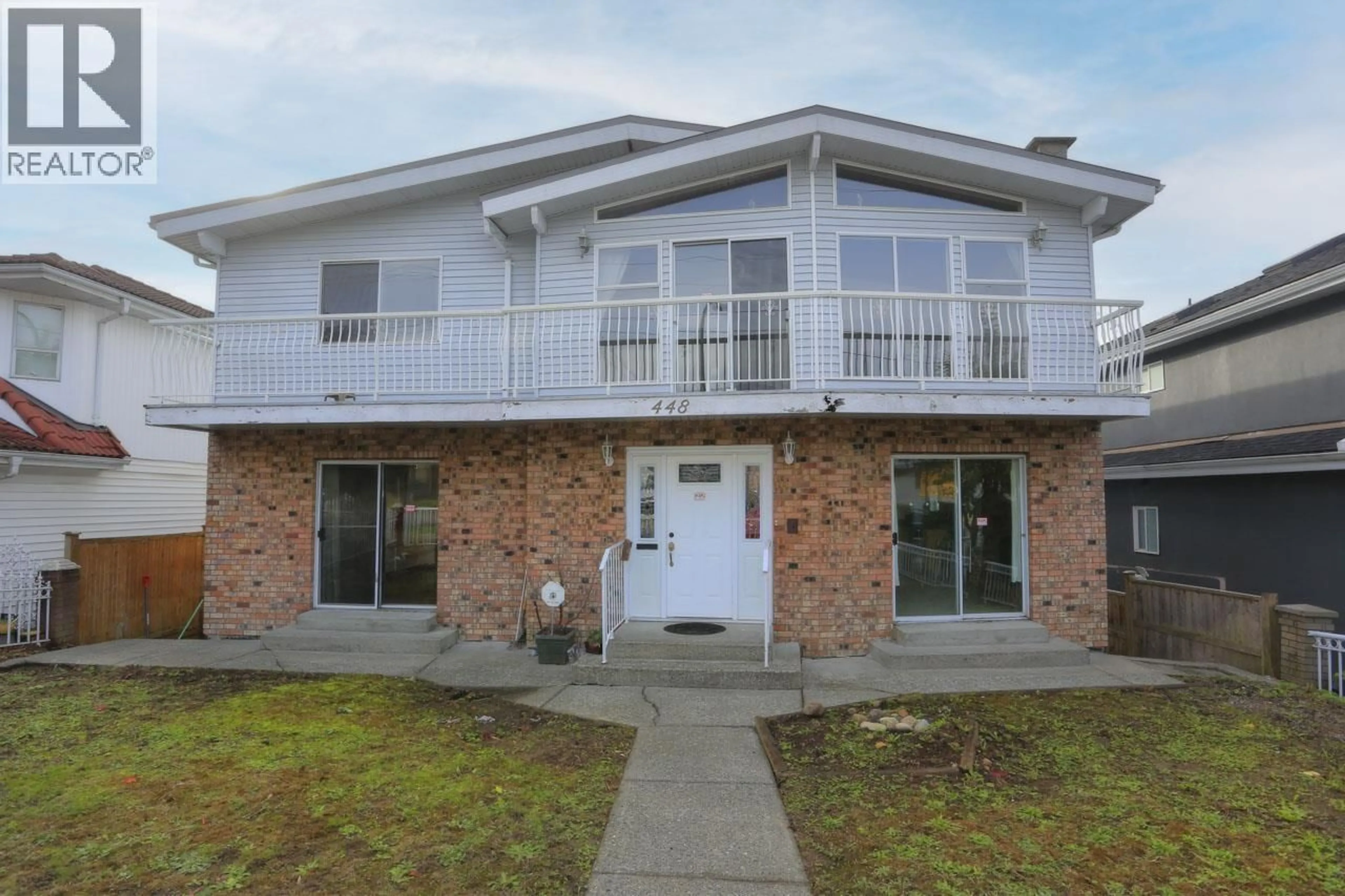 Home with vinyl exterior material, unknown for 448 59TH AVENUE, Vancouver British Columbia V5X1Y1