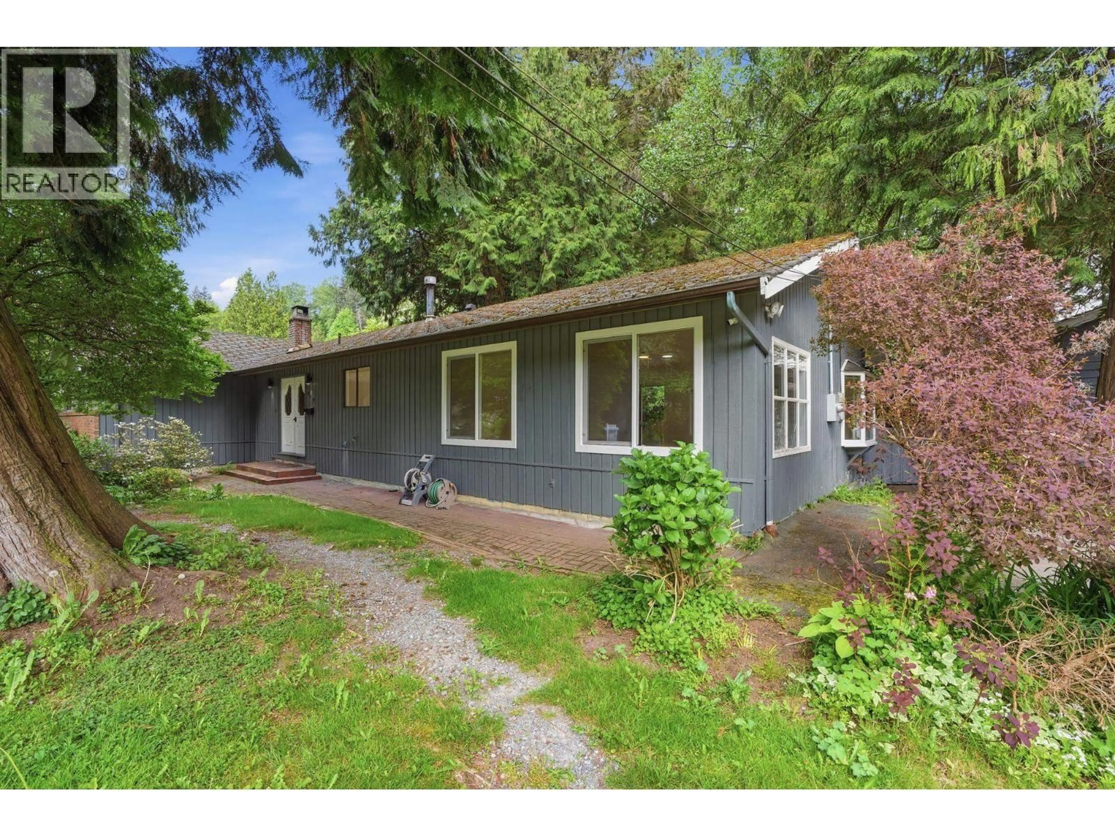 Unknown for 909 SEYMOUR BOULEVARD, North Vancouver British Columbia V7J2J7