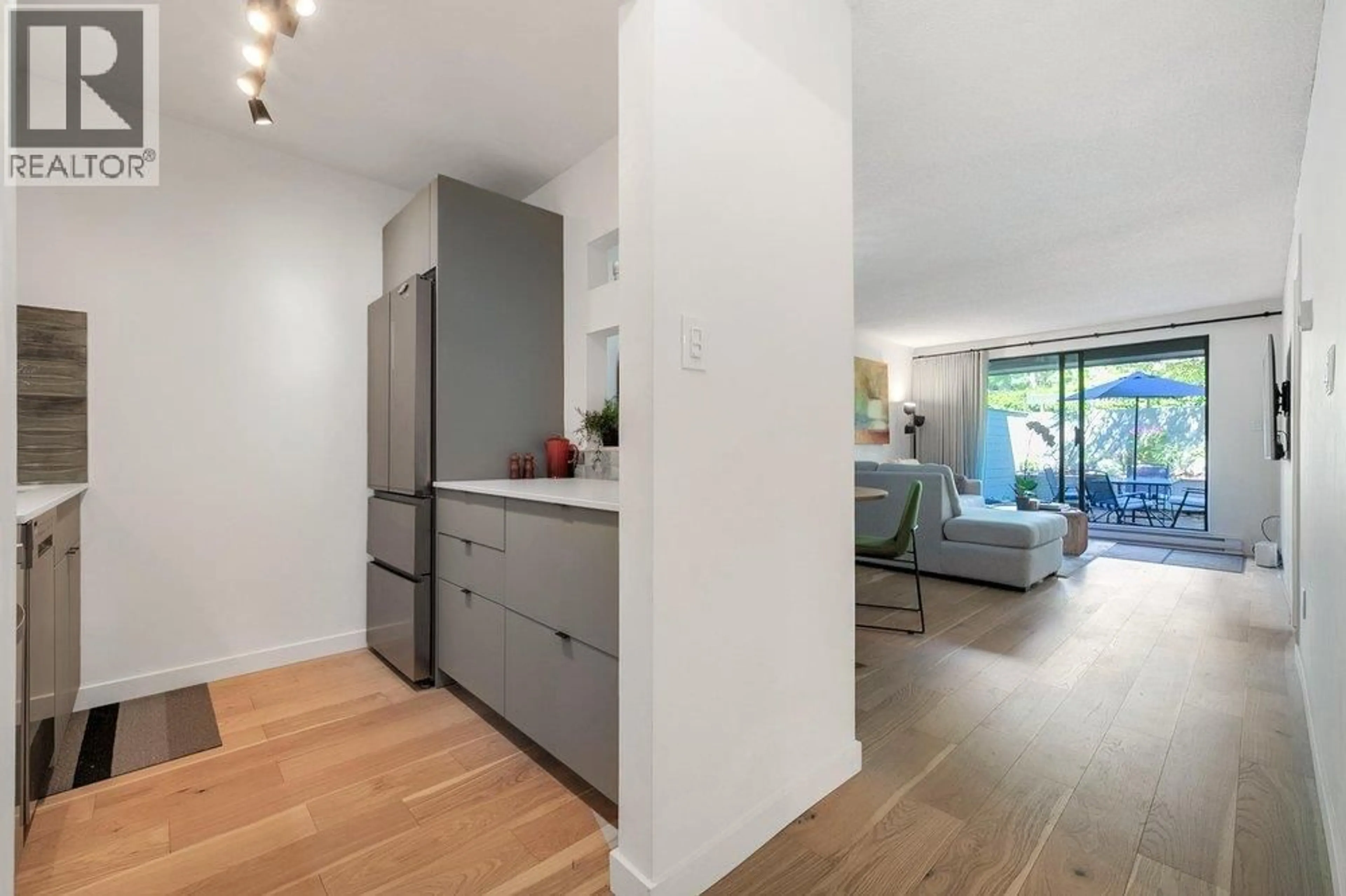 Unknown for 208 - 2119 BELLEVUE AVENUE, West Vancouver British Columbia V7V1C2