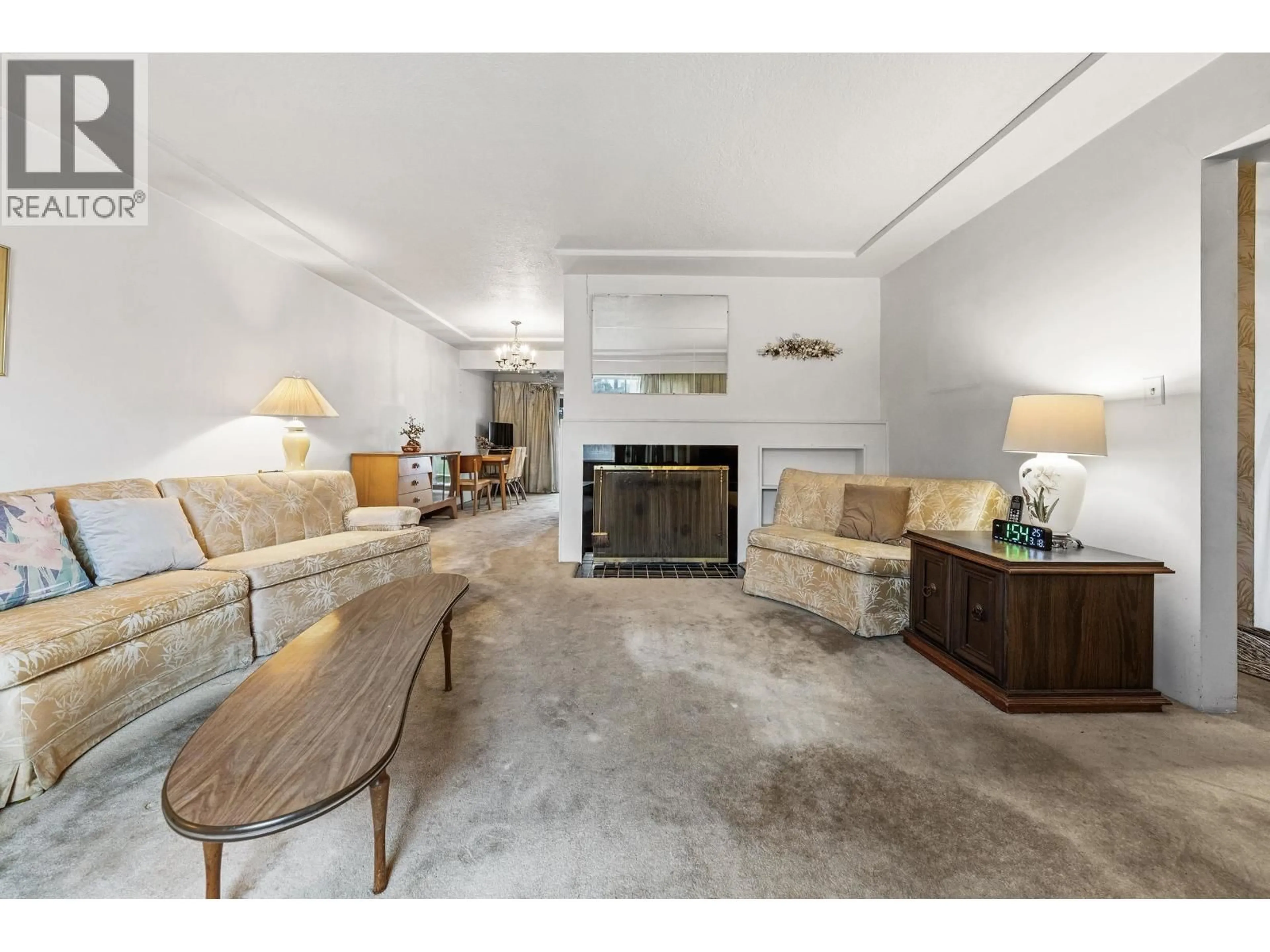 Living room with furniture, unknown for 3281 2ND AVENUE, Vancouver British Columbia V5M1G2
