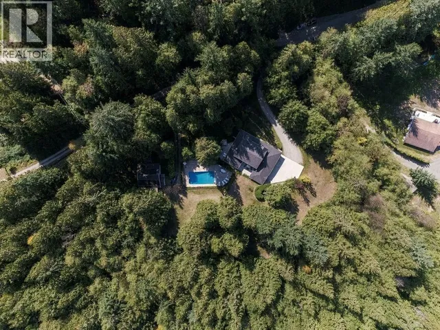 2442 GRANT ROAD, Roberts Creek 5