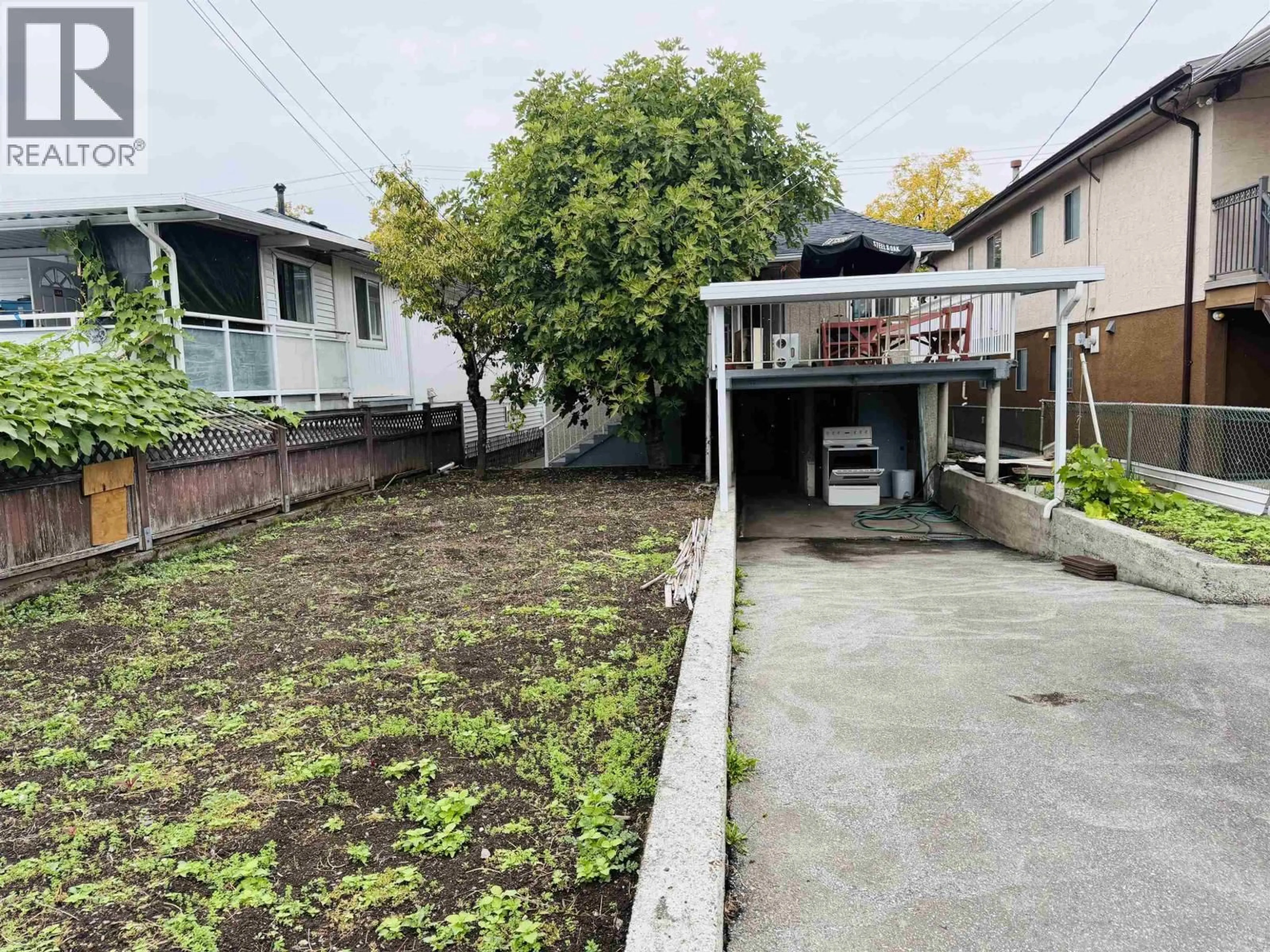 Unknown for 2258 34TH AVE E AVENUE, Vancouver British Columbia V5P1B1