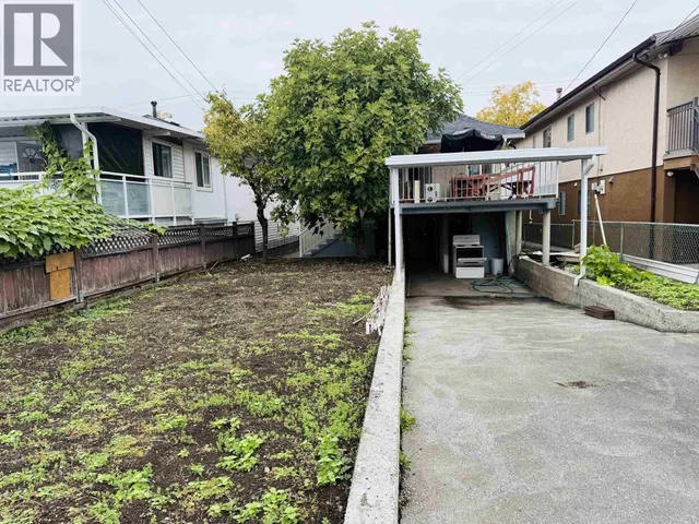 2258 34TH AVE E AVENUE, Vancouver 4