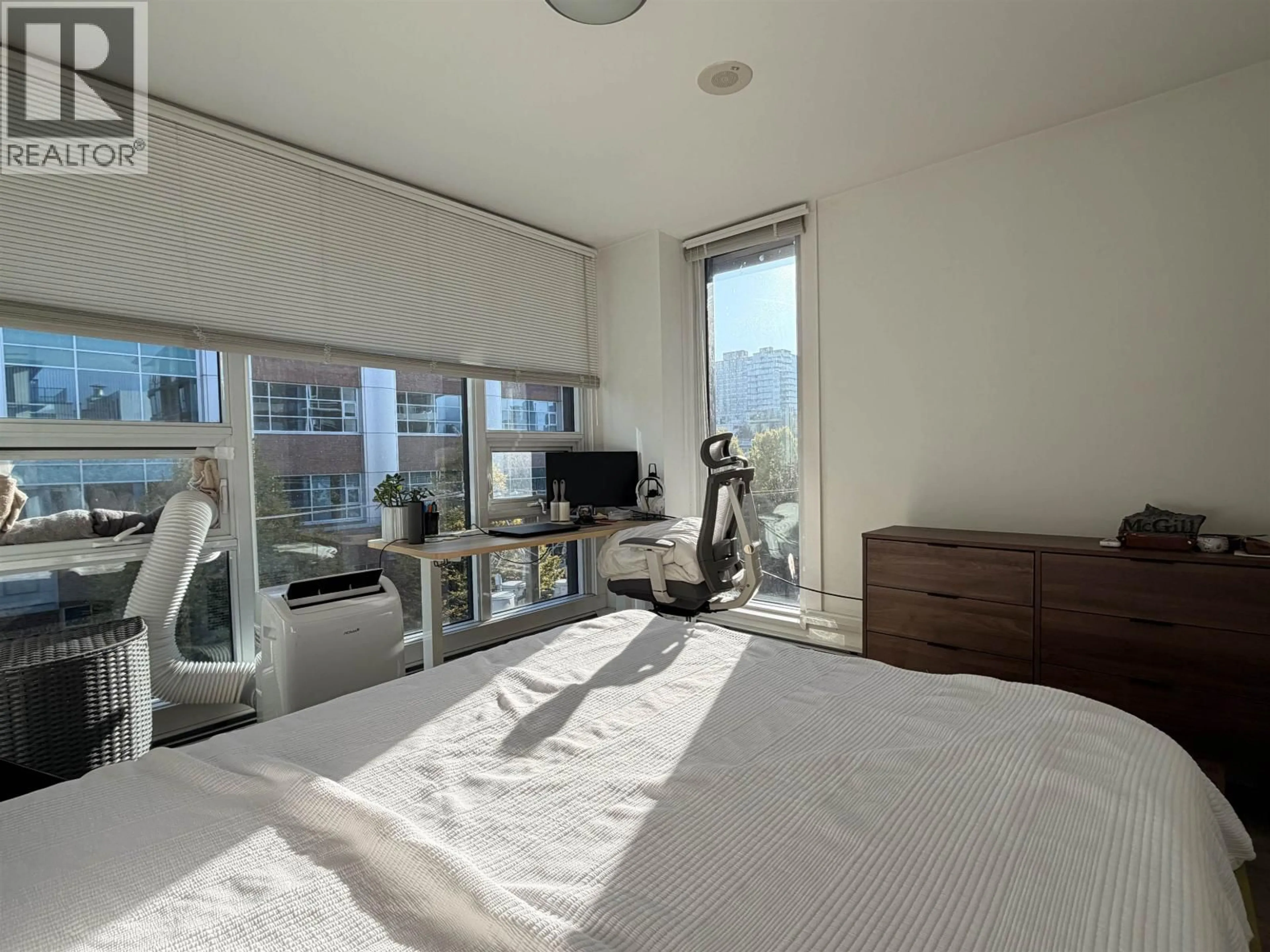 A pic of a room for 603 - 555 W 7TH AVENUE, Vancouver British Columbia V5Z1B4