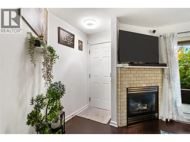 2 - 1383 BRUNETTE AVENUE, Coquitlam 4