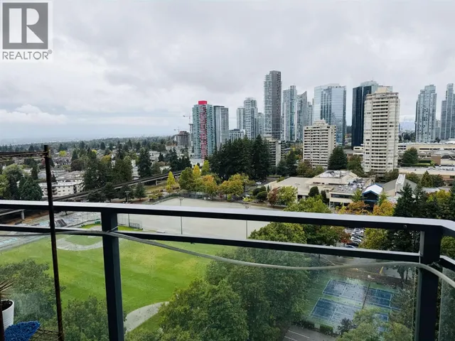 2004 - 4900 LENNOX LANE, Burnaby 3
