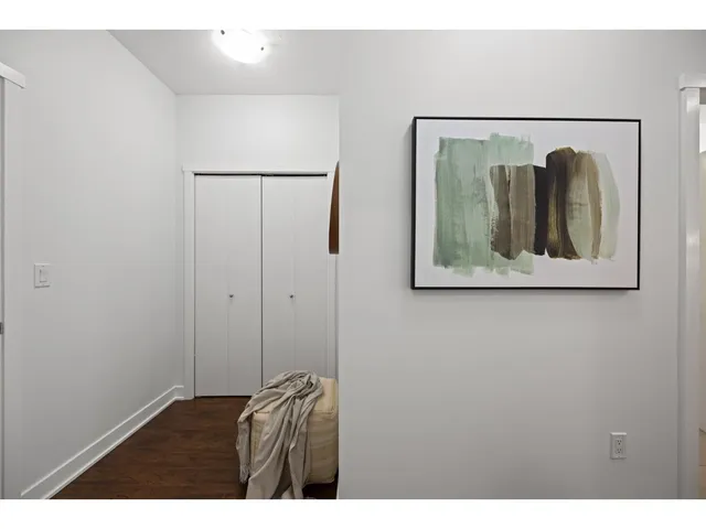 416 - 20460 DOUGLAS CRESCENT, Langley 4