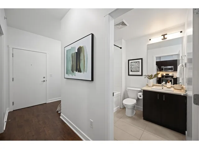 416 - 20460 DOUGLAS CRESCENT, Langley 5