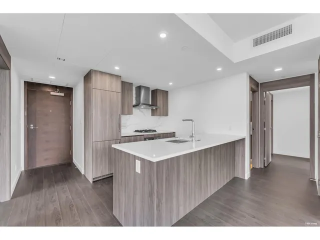 1307 - 13768 100 AVENUE, Surrey 3