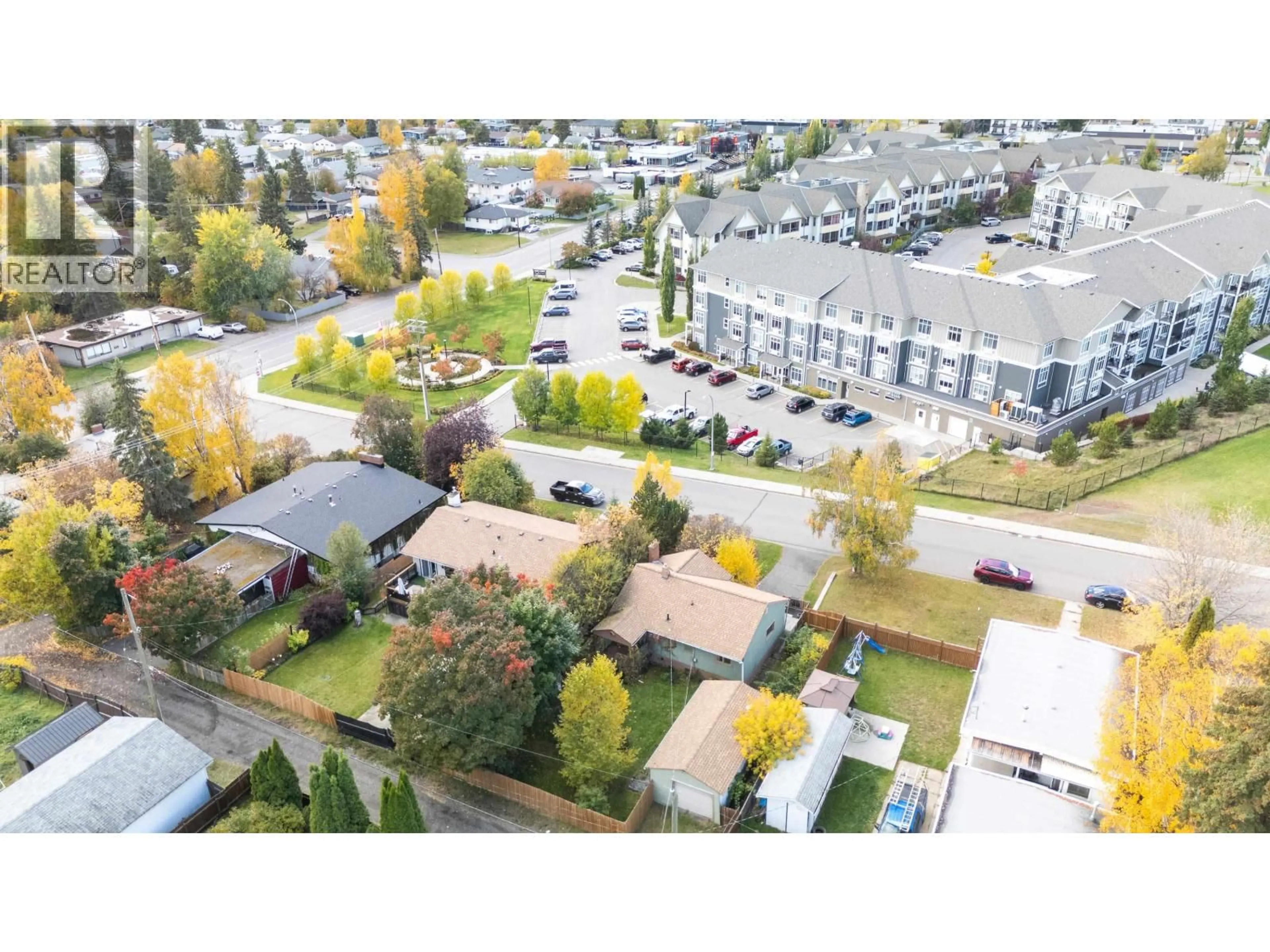 A pic from outside/outdoor area/front of a property/back of a property/a pic from drone, street for 1904 OAK STREET, Prince George British Columbia V2L1Z2