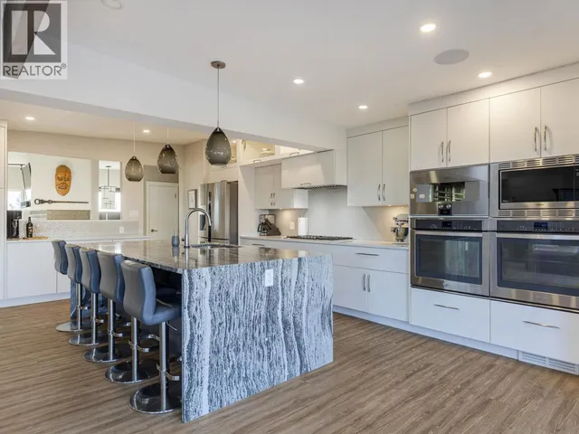 815 MASSEY STREET, New Westminster 3