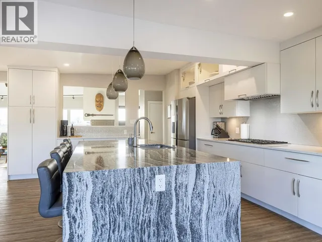 815 MASSEY STREET, New Westminster 5