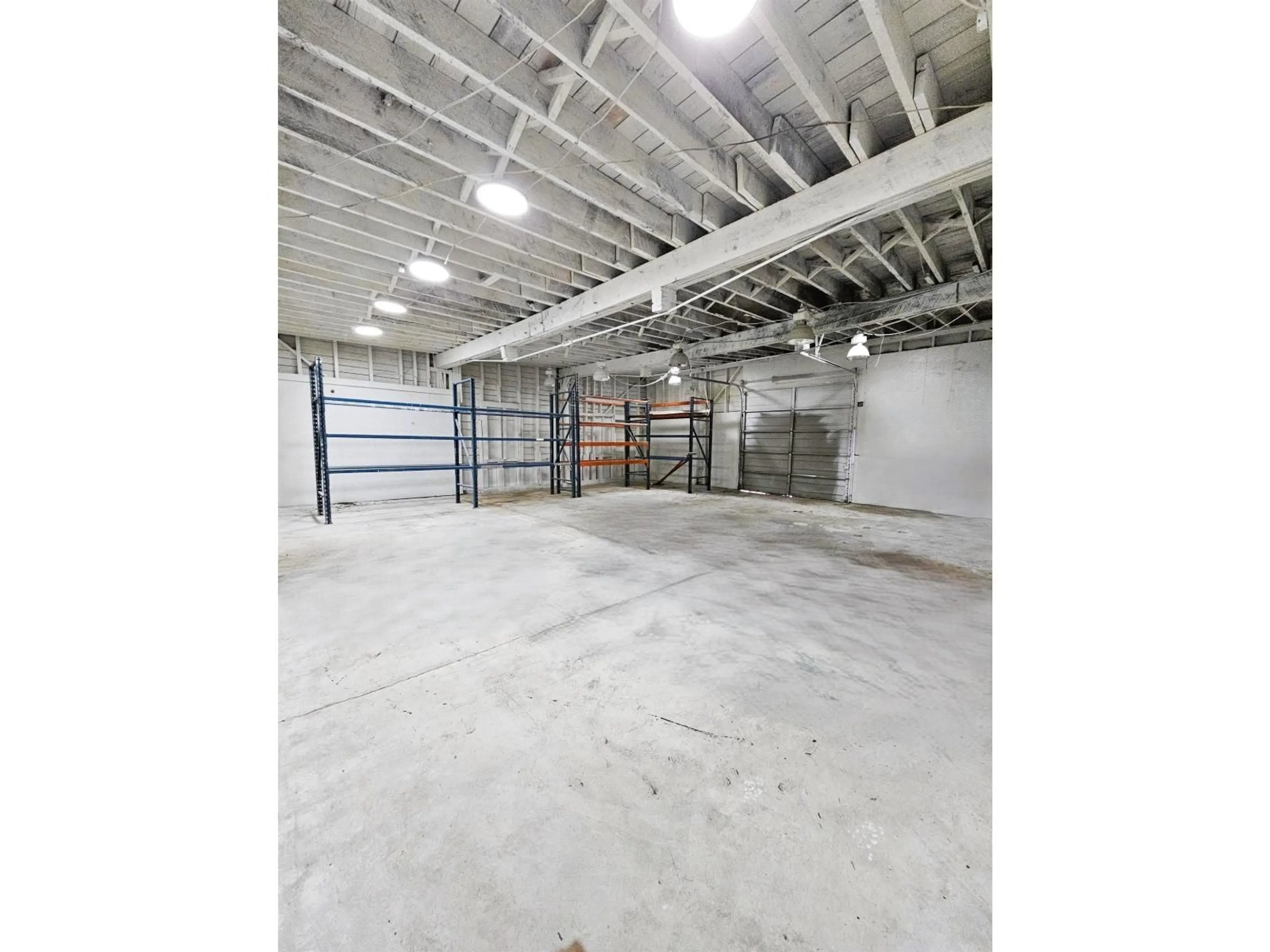 Indoor garage for 7088 SUMAS PRAIRIE ROAD, Sardis - Greendale British Columbia V2R4K1