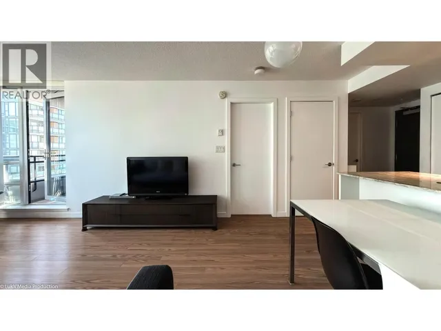 1105 - 3111 CORVETTE WAY, Richmond 3