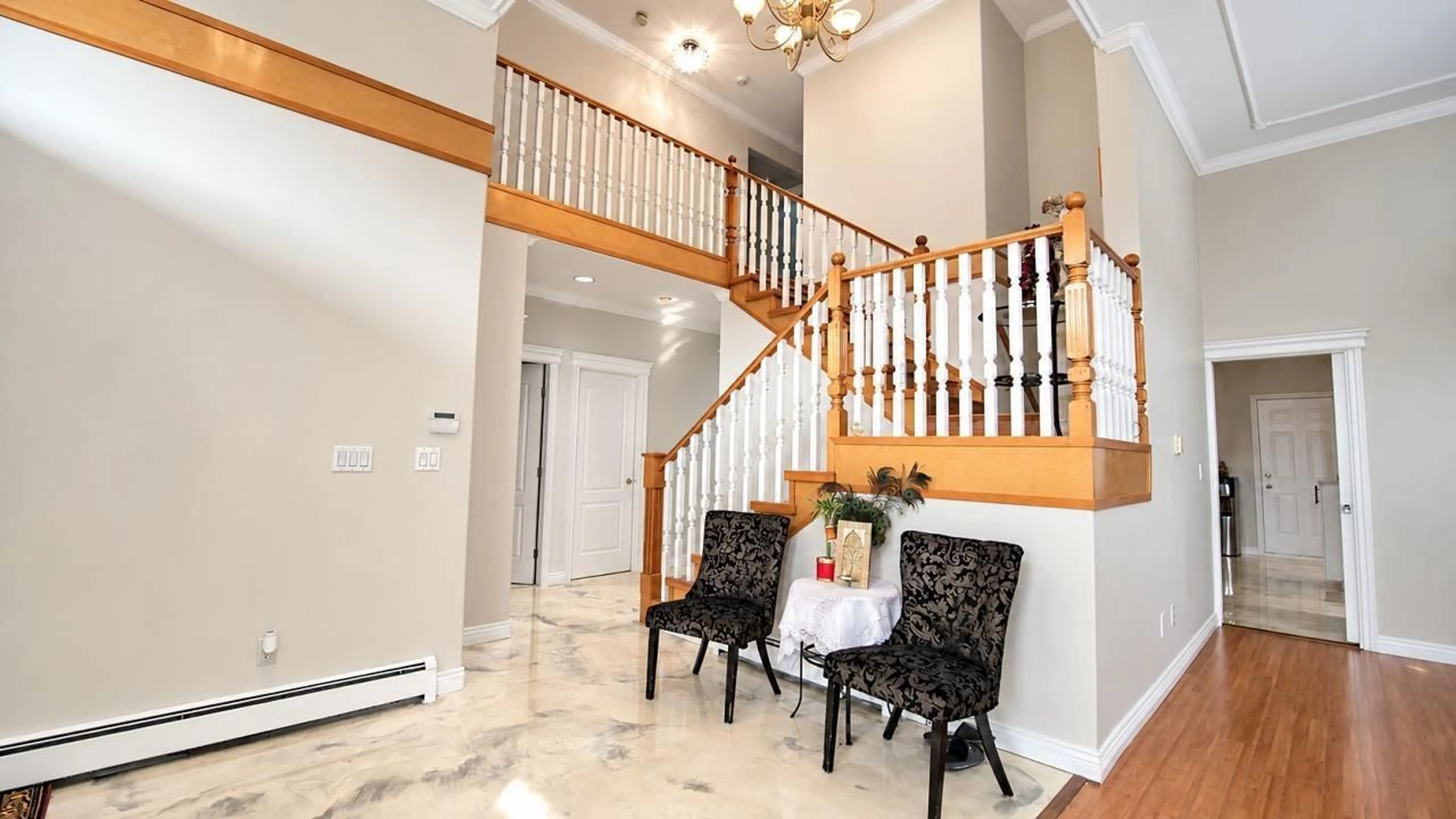 Indoor foyer for 6730 150 STREET, Surrey British Columbia V3S9G8