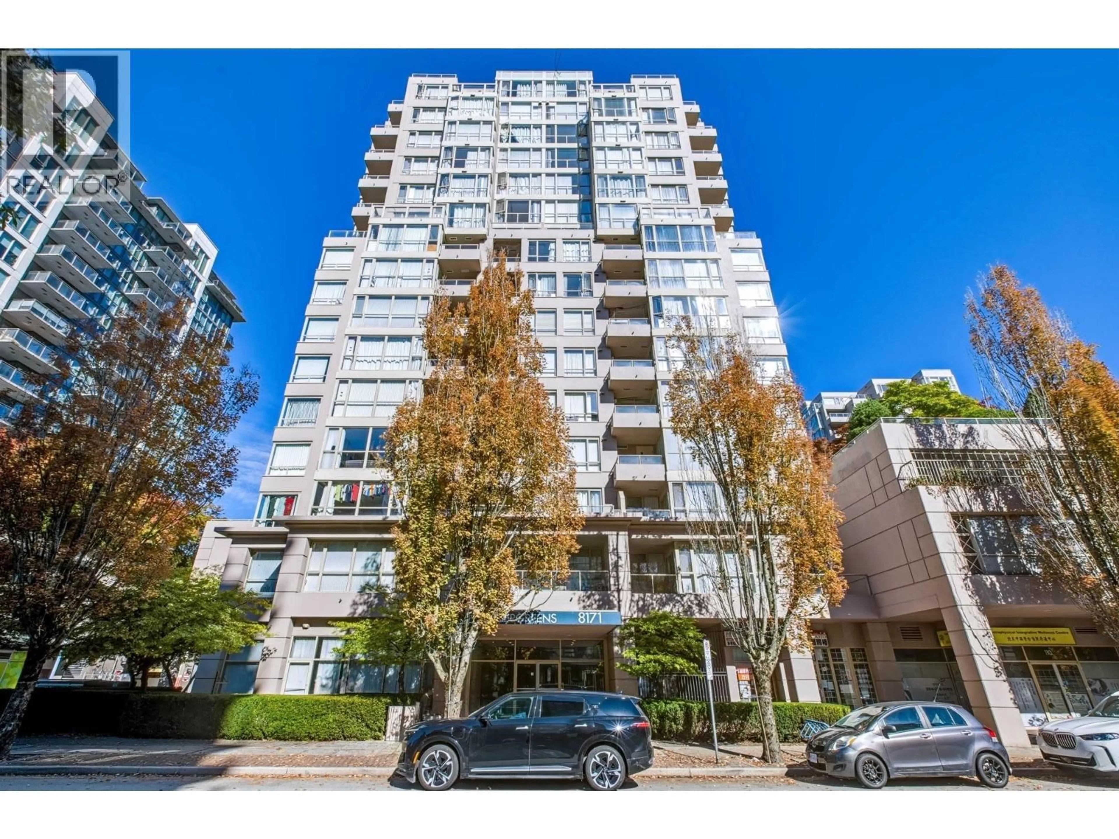 Indoor foyer for 1403 - 8171 SABA ROAD, Richmond British Columbia V6Y4B3
