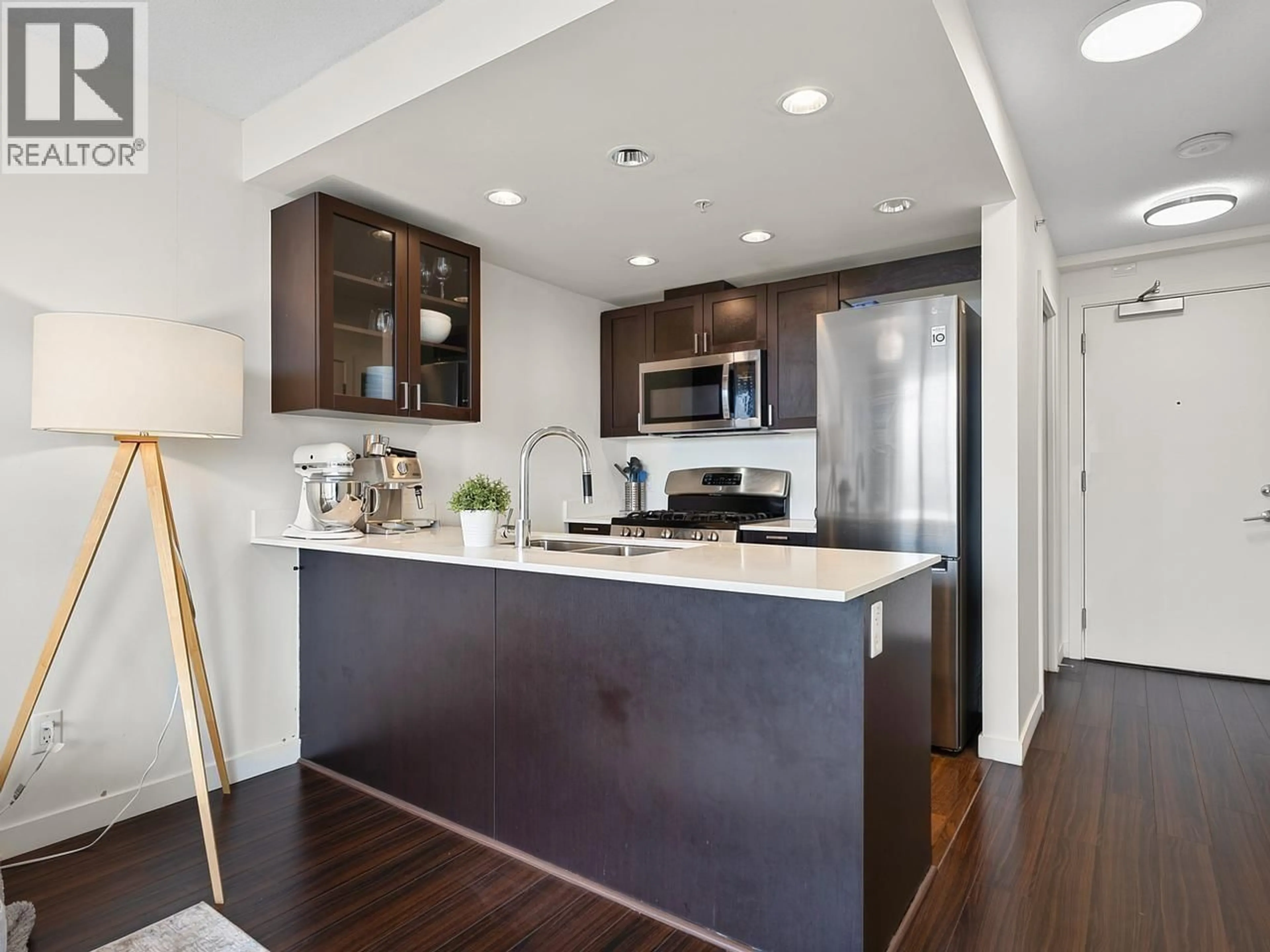 Open concept kitchen, wood/laminate floor for 1903 - 4815 ELDORADO MEWS, Vancouver British Columbia V5R0B2