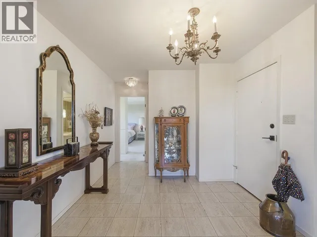 900 - 1685 14TH AVENUE, Vancouver 3
