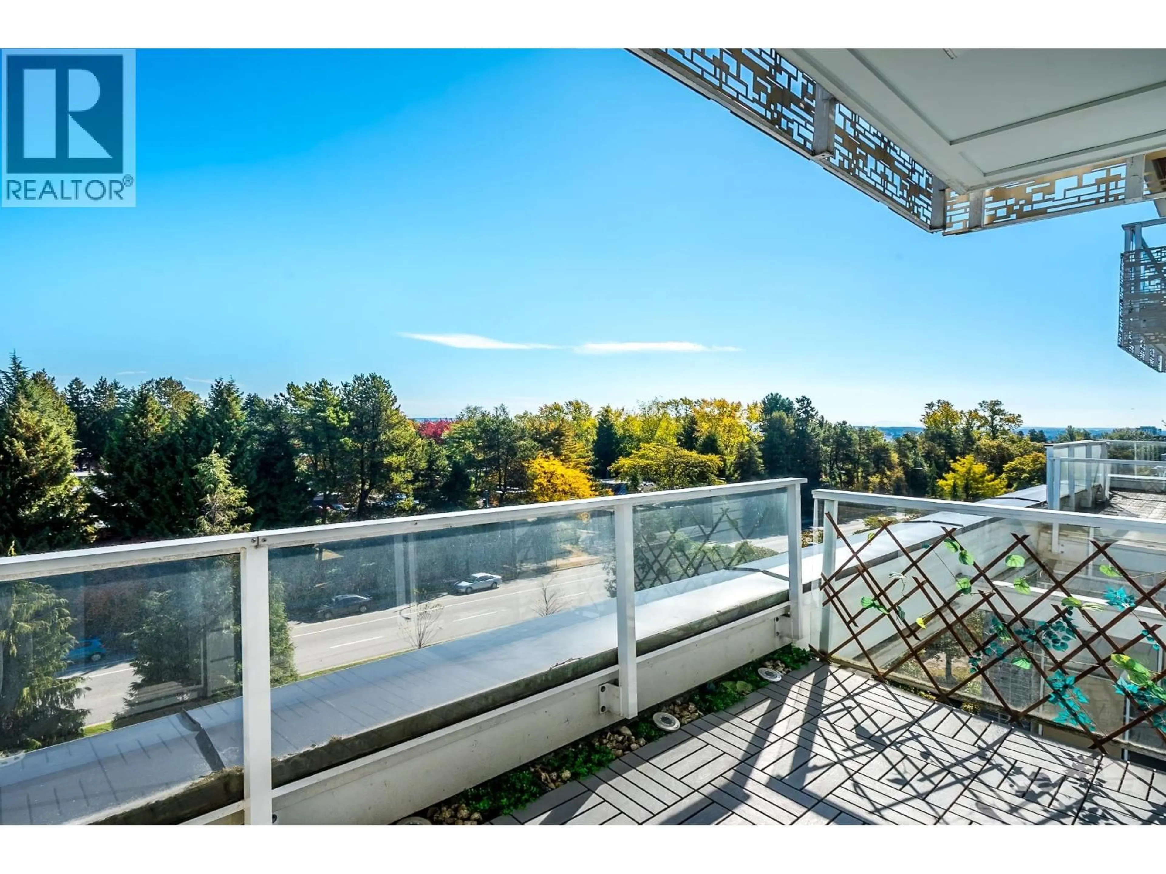 Balcony in the apartment, unknown for 602 - 6677 CAMBIE STREET, Vancouver British Columbia V6P0E6