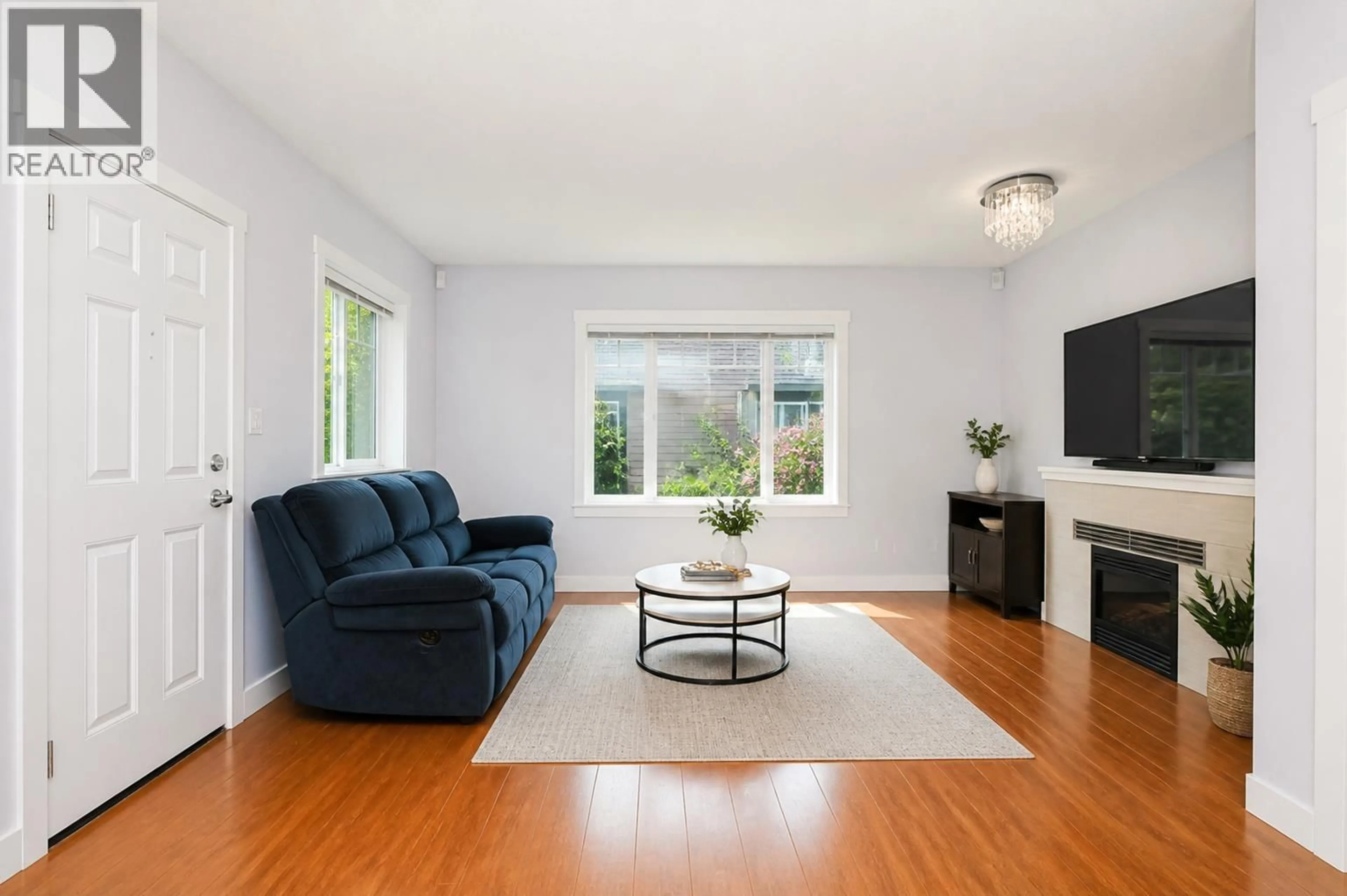 Living room with furniture, unknown for 27 - 9699 SILLS AVENUE, Richmond British Columbia V6Y0C8