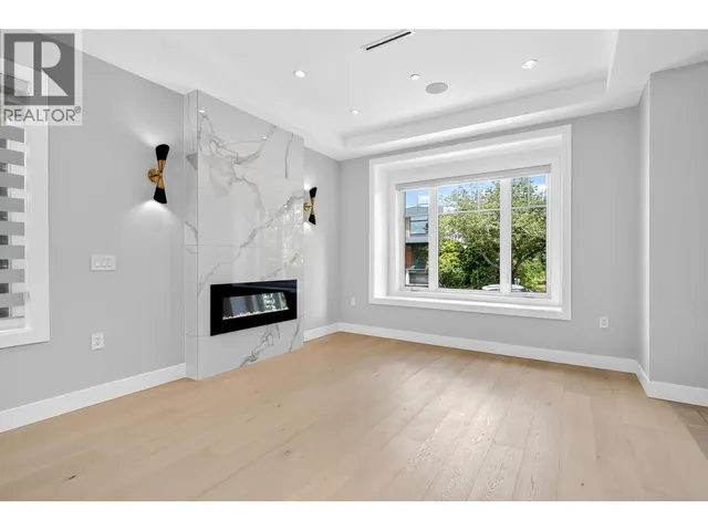 3964 21ST AVENUE, Vancouver 3
