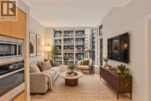 317 - 3438 SAWMILL CRESCENT, Vancouver 3