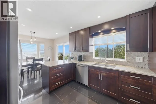2893 DELAHAYE DRIVE, Coquitlam 3