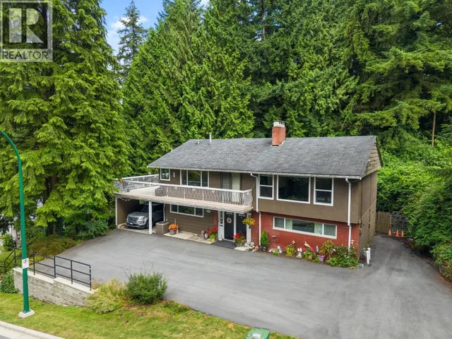 1001 GATENSBURY STREET, Coquitlam 3