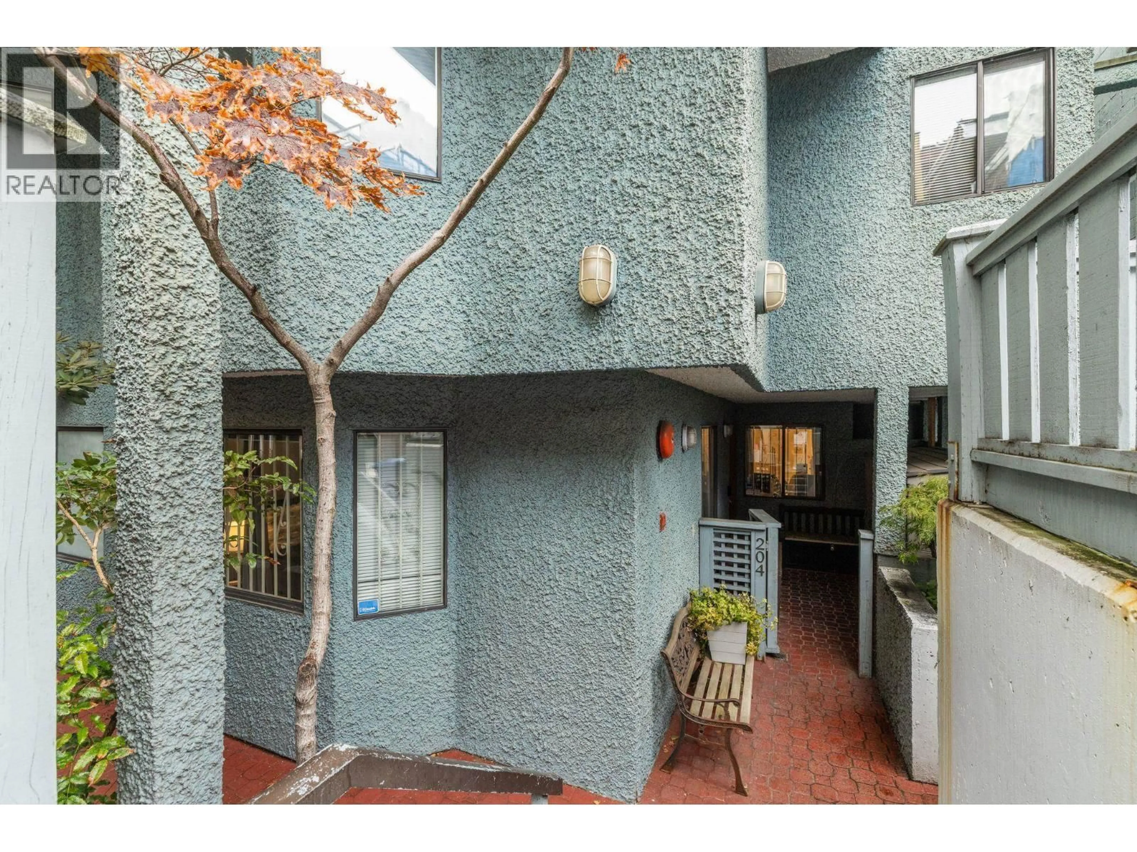 Patio, street for 204 - 1220 6TH AVENUE, Vancouver British Columbia V6H1A5