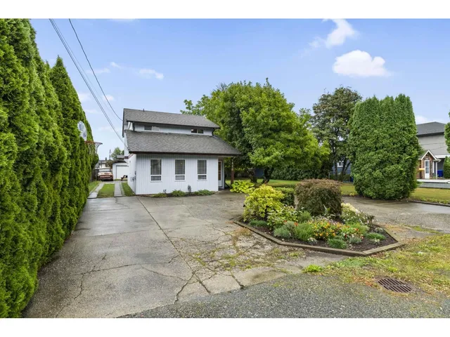 9418 MCNAUGHT ROAD, Chilliwack 2