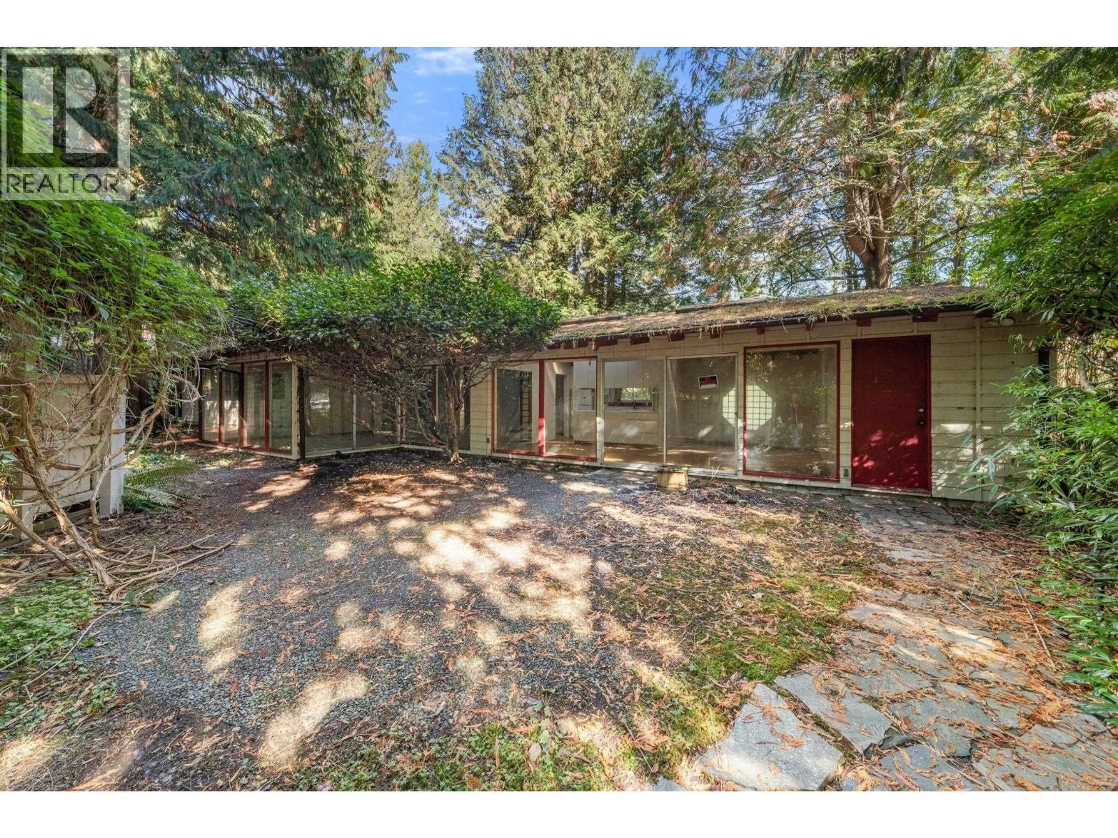 Unknown for 3745 SOUTHRIDGE AVENUE, West Vancouver British Columbia V7V3H9