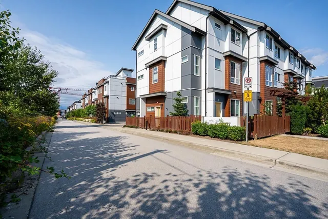 16 - 20155 84 AVENUE, Langley 3