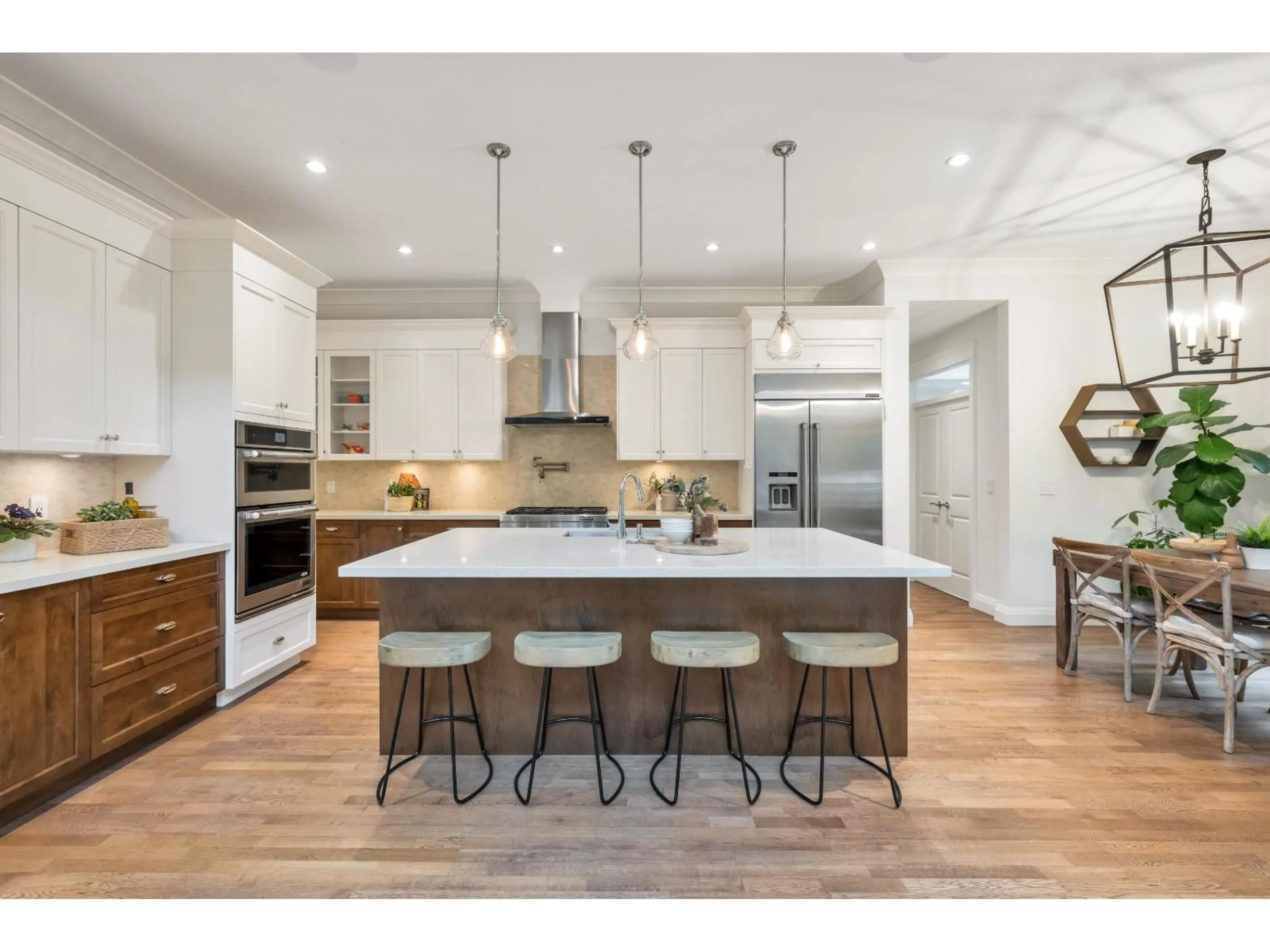 Open concept kitchen, wood/laminate floor for 9128 EDAL STREET, Langley British Columbia V3M1A0