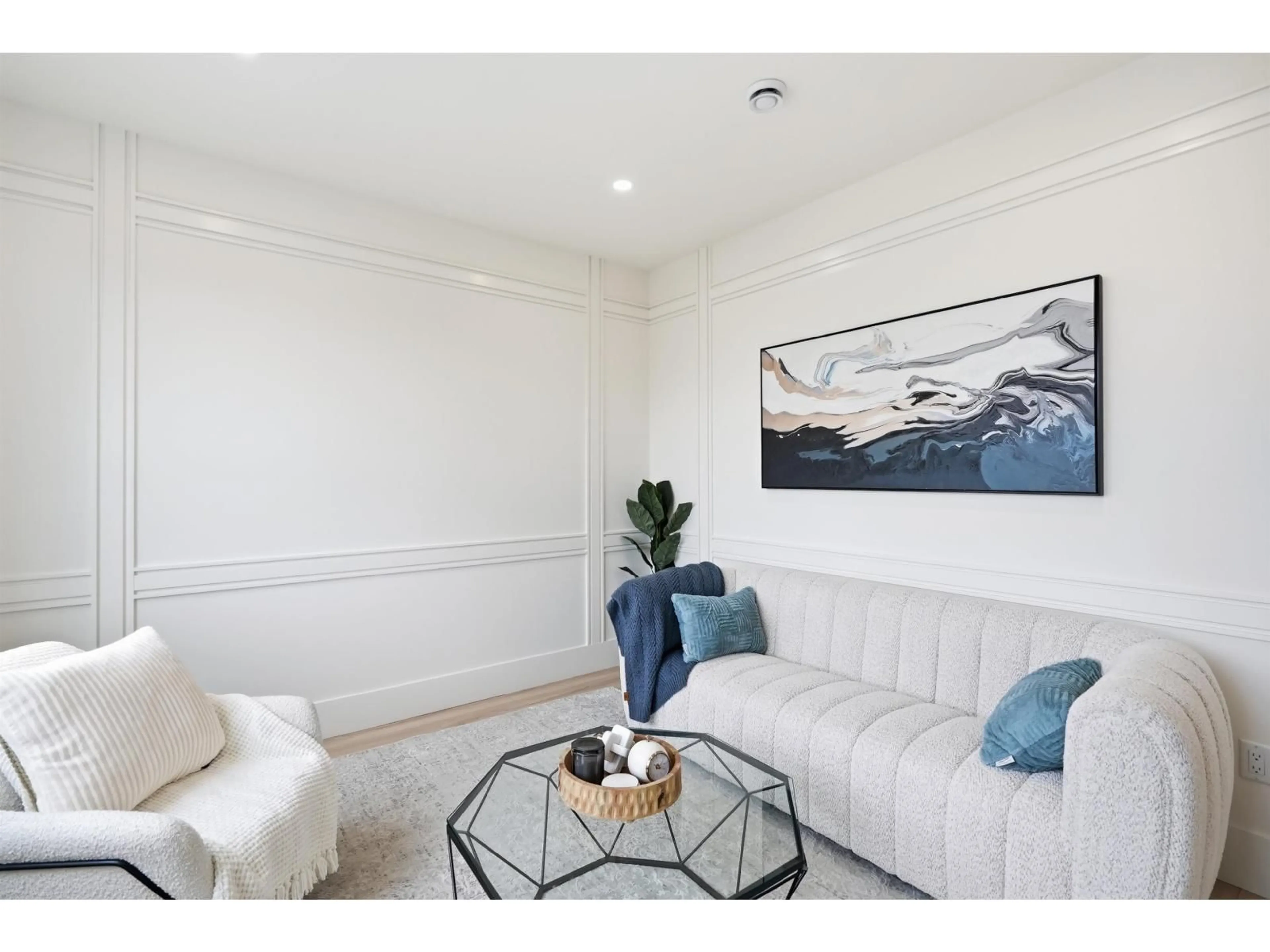 Living room with furniture, unknown for 9312 EBOR ROAD, Delta British Columbia V4C3K7