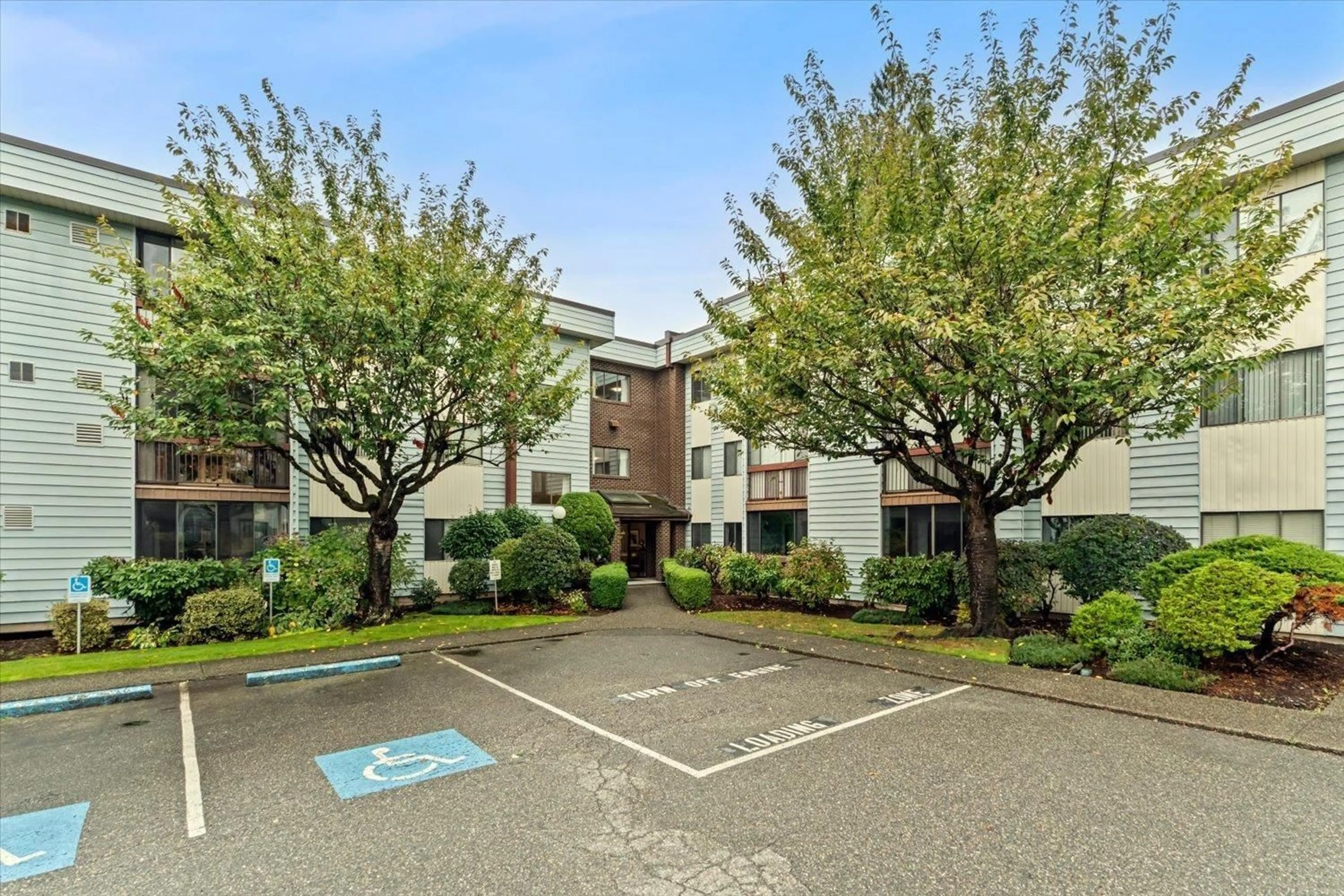 Unknown for 220 - 2277 MCCALLUM ROAD, Abbotsford British Columbia V2S6H9