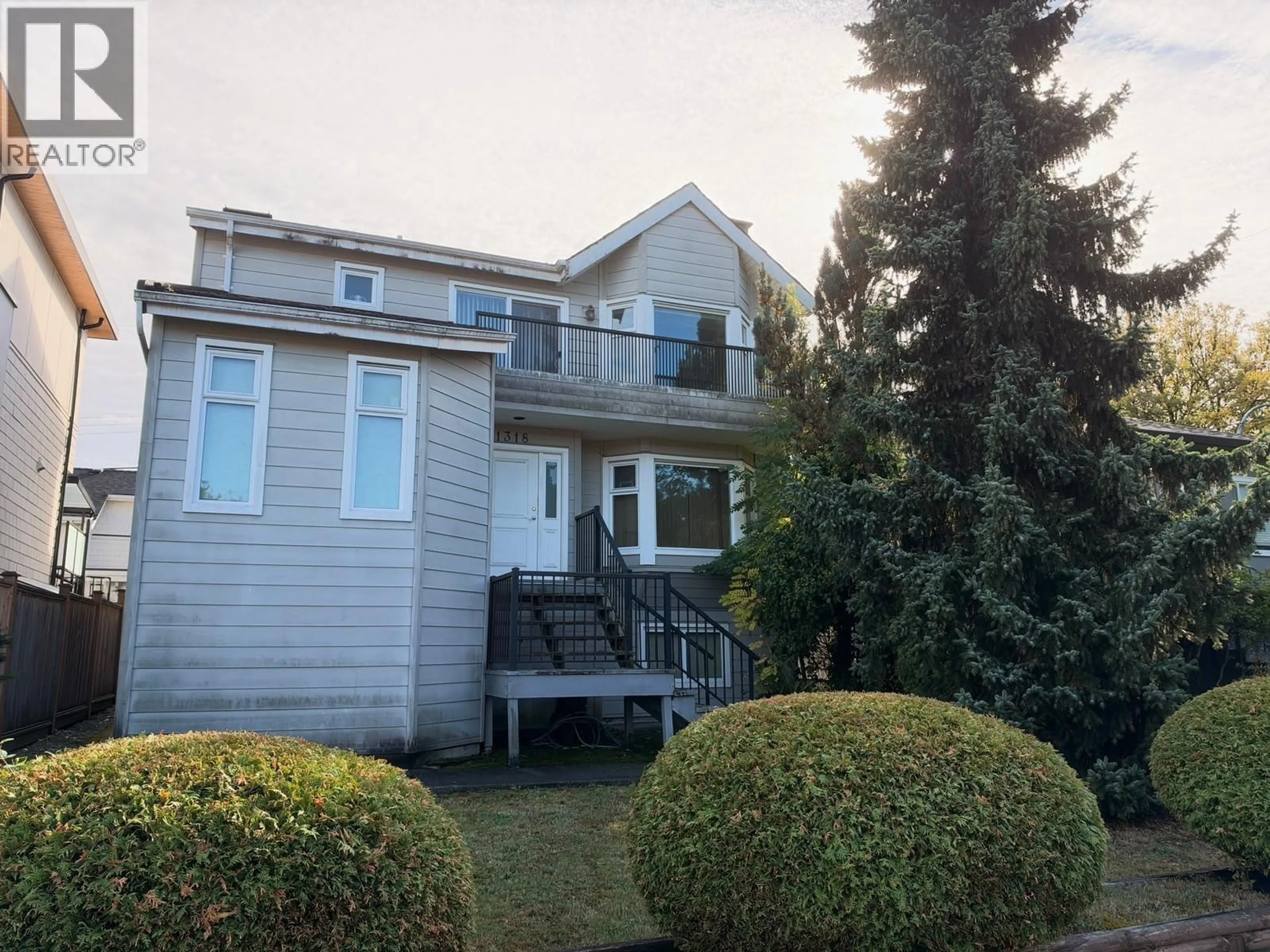 Unknown for 1318 34TH AVENUE, Vancouver British Columbia V5W1A4