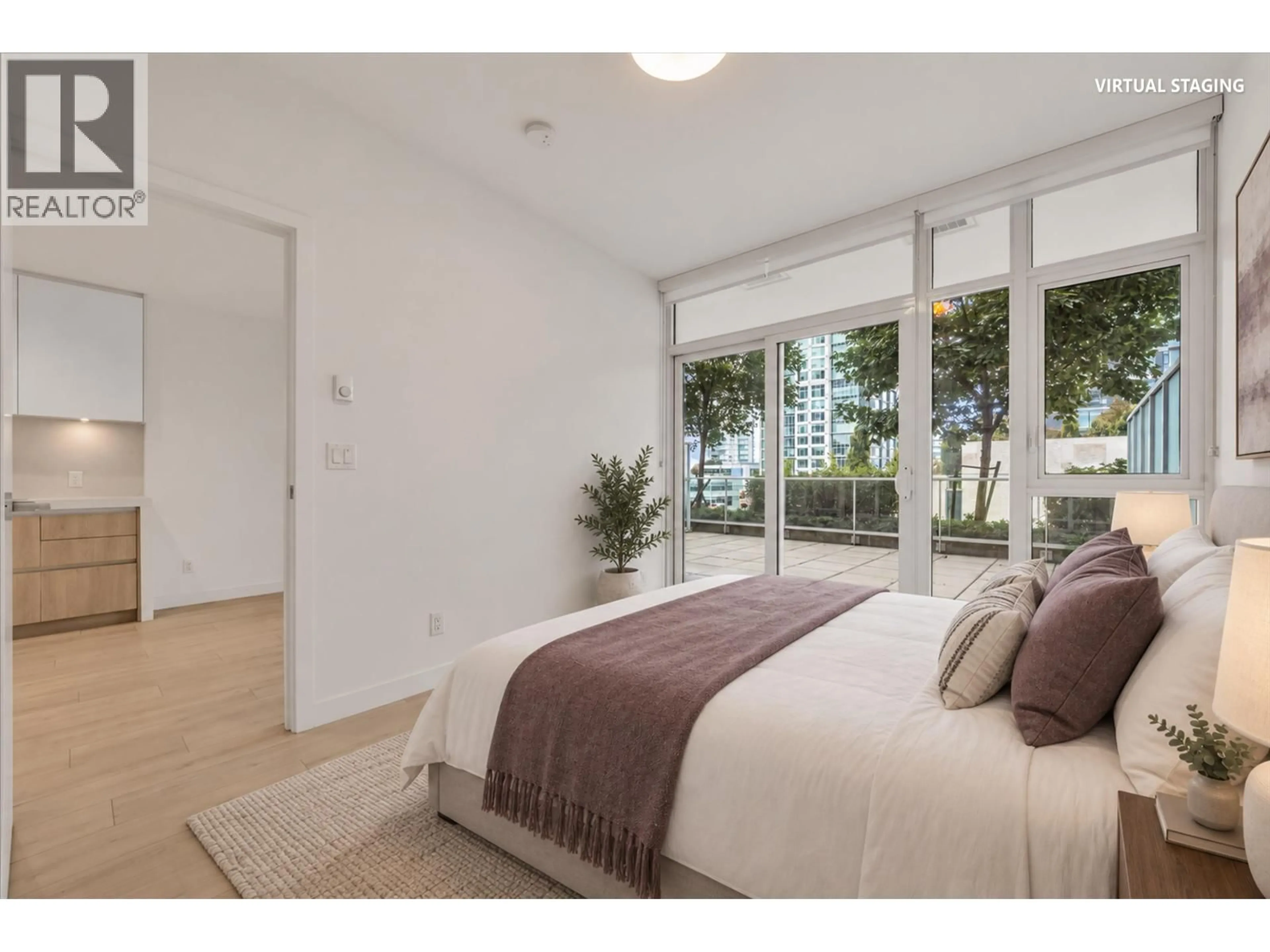 Bedroom with bed, unknown for 404 - 6080 MCKAY AVENUE, Burnaby British Columbia V5H0J4