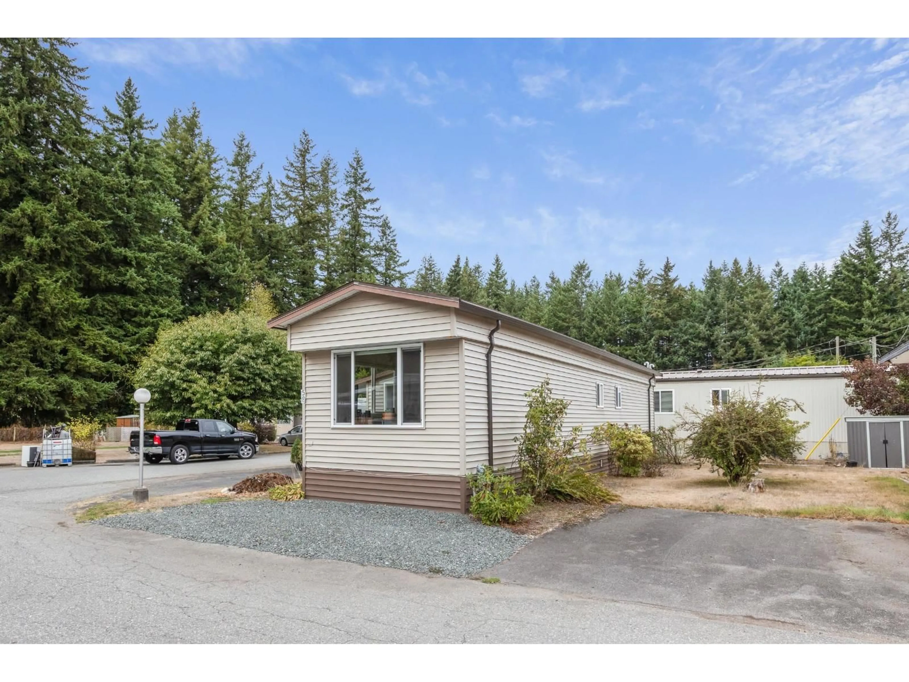 Home with vinyl exterior material, street for 58 - 3031 200 STREET, Langley British Columbia V2Z1N5