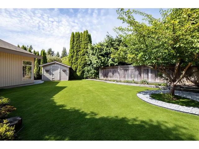 880 164A STREET, Surrey 5
