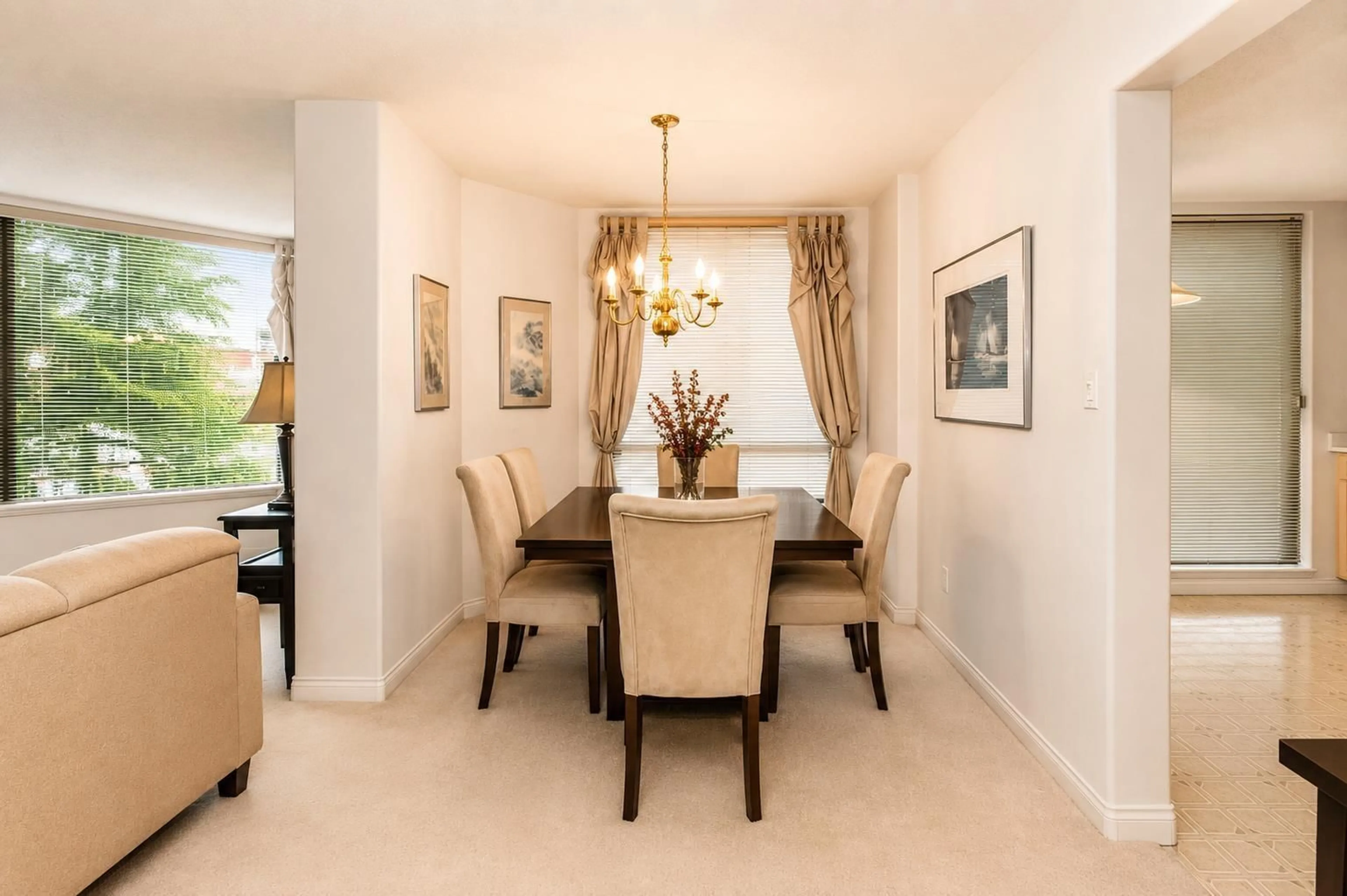 Dining room, unknown for 406 - 33065 MILL LAKE ROAD, Abbotsford British Columbia V2S8E6
