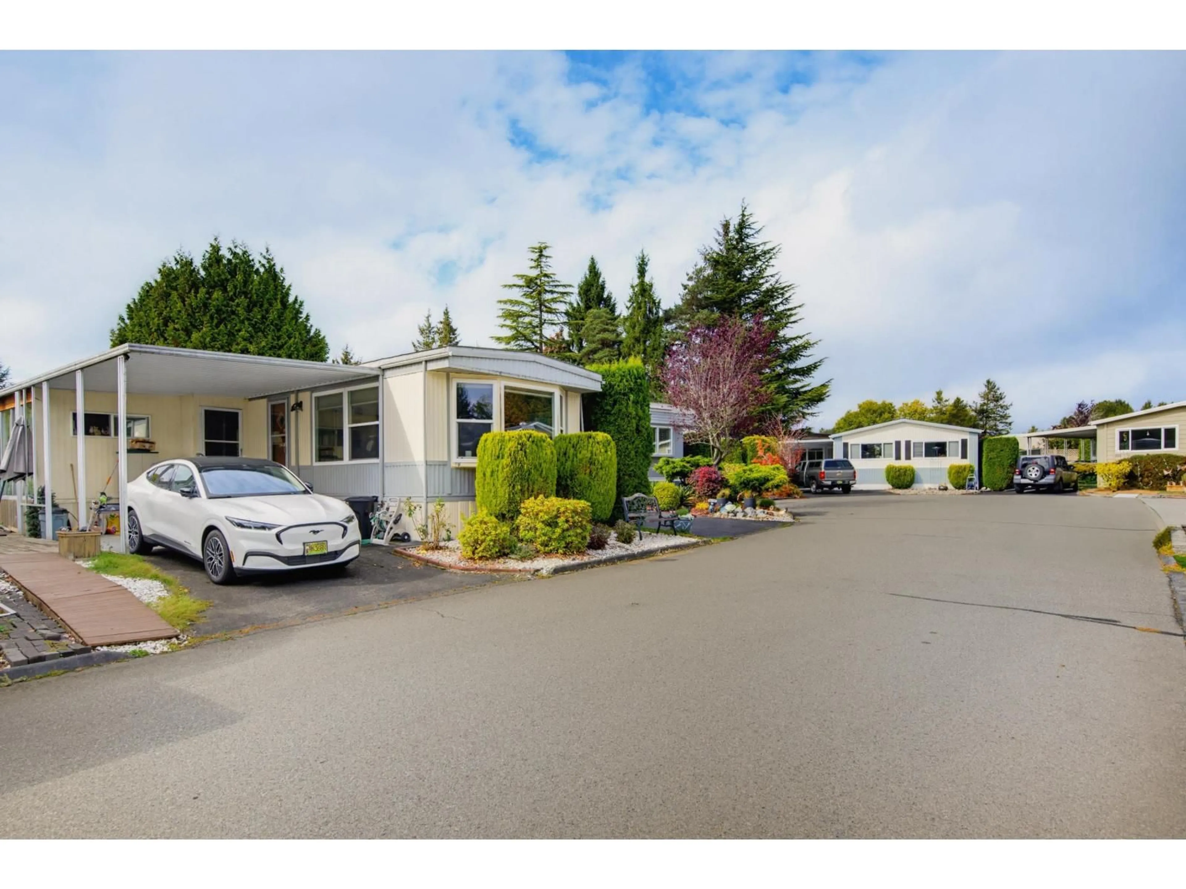 Unknown for 96 - 15875 20 AVENUE, Surrey British Columbia V4A2B1