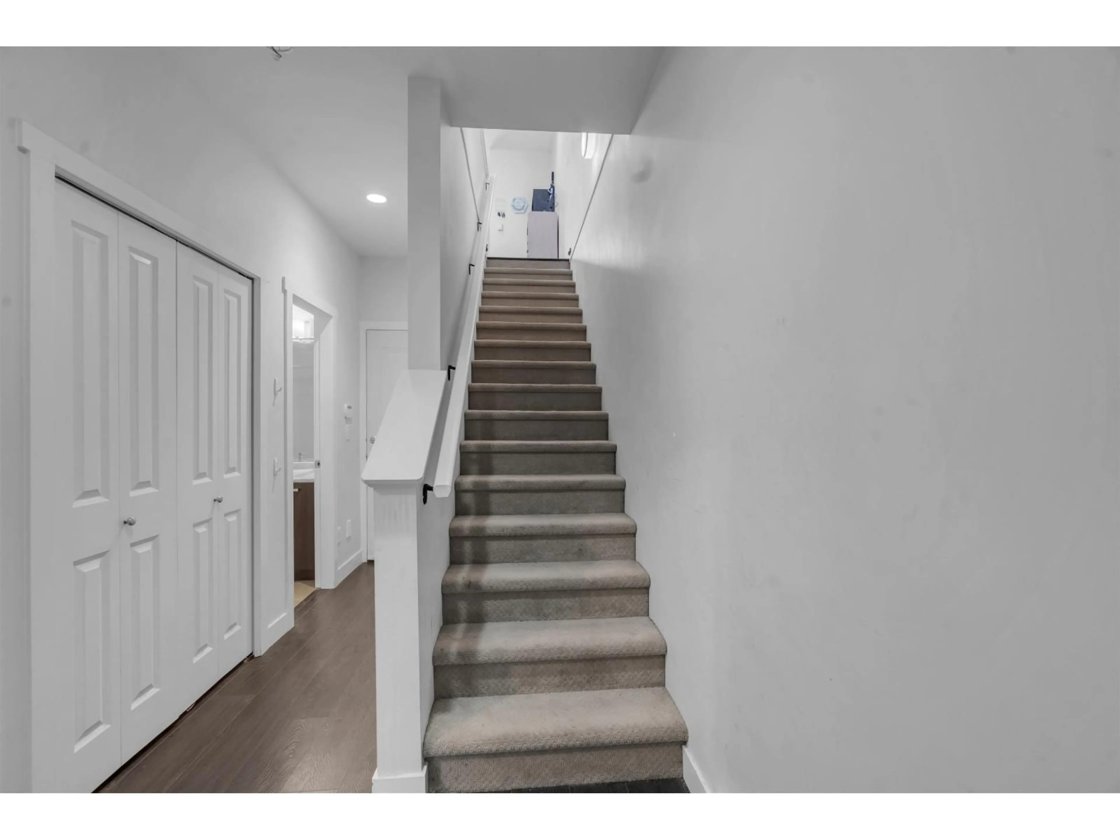 Unknown for 81 - 5888 144 STREET, Surrey British Columbia V3X0G8
